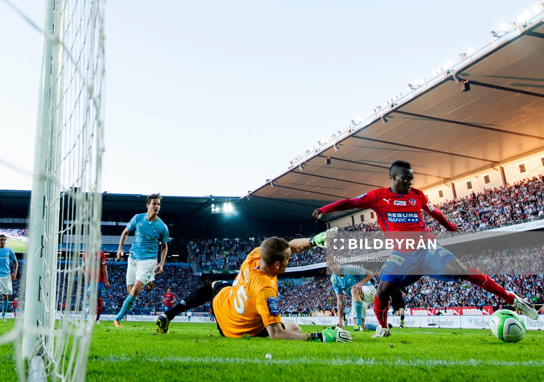 Robin Olsen, målvakt, Malmö FF, David Accam, Helsingborg