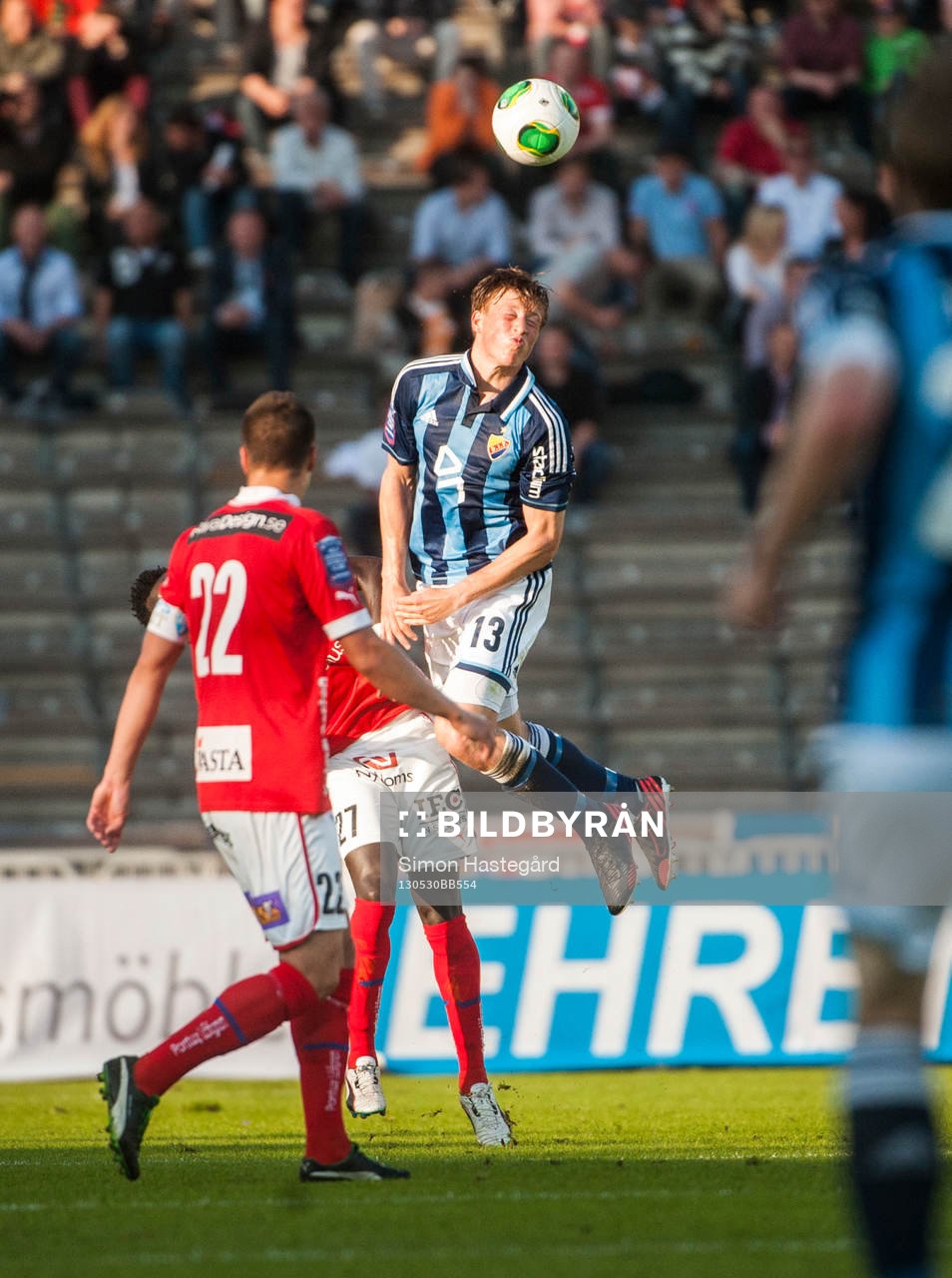Emil Bergström, Djurgården, gör en nick