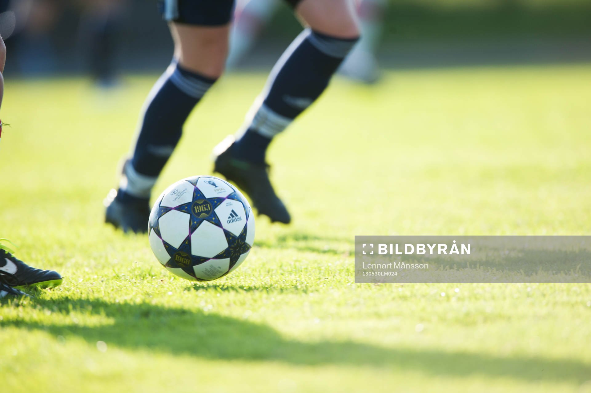 Fot, fötter, tillslag, dribbling, fotbollsskor,