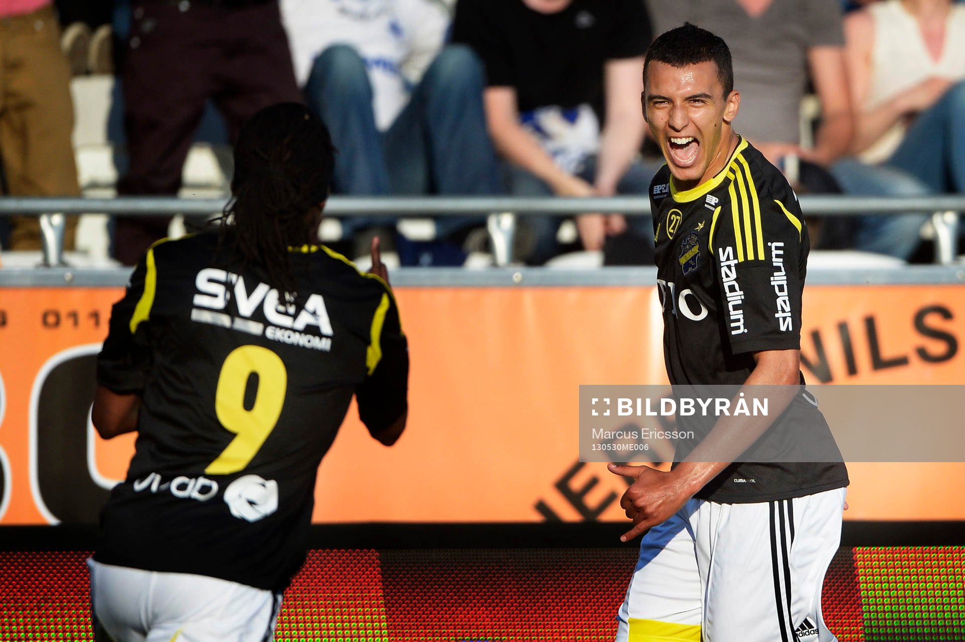 Nabil Bahoui, AIK jublar med Martin Kayongo-Mutumba