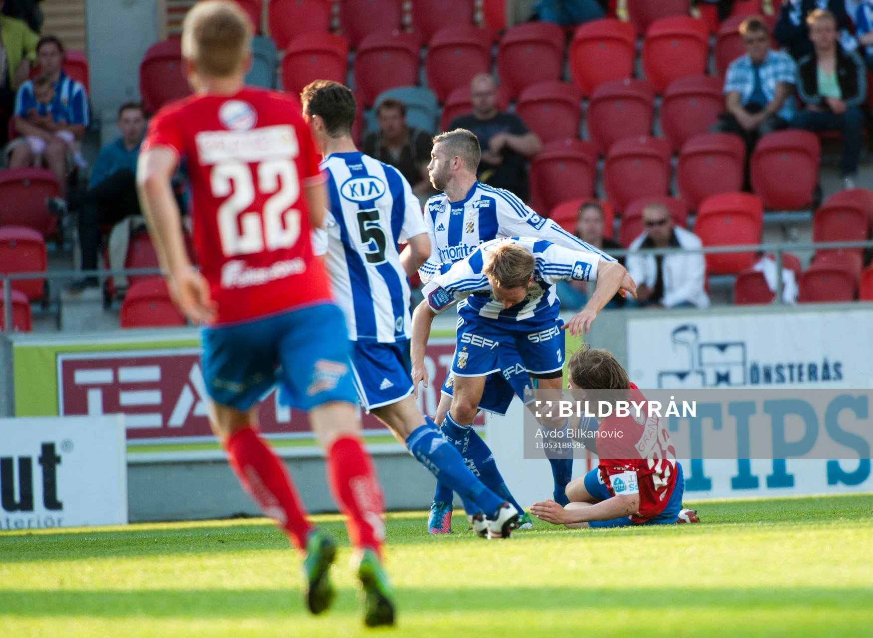 Darjan Bojanic, Öster glider mot Emil Salomonsson,