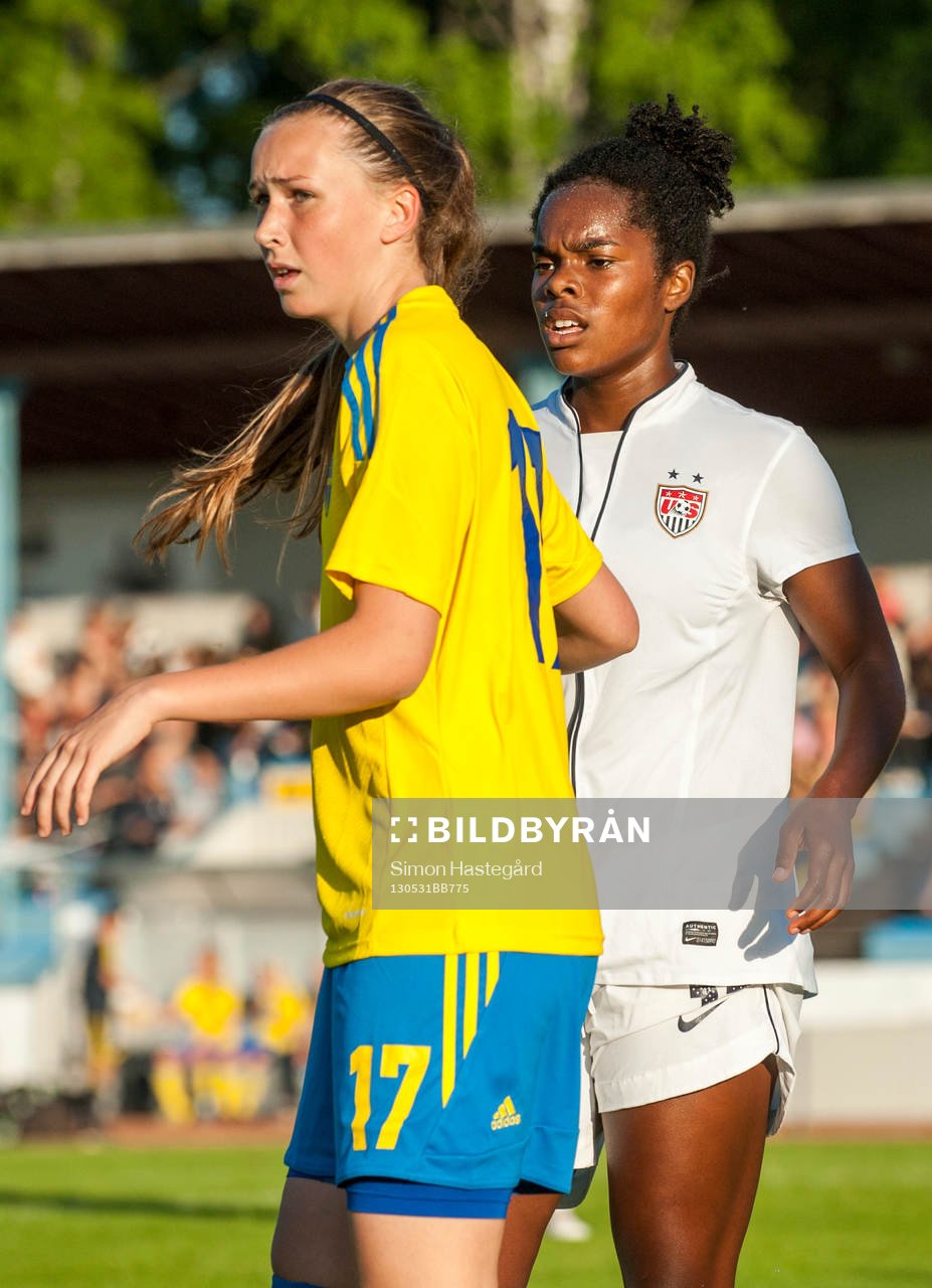 Jessica Thorin, Sverige, och Kayla Mills, USA
