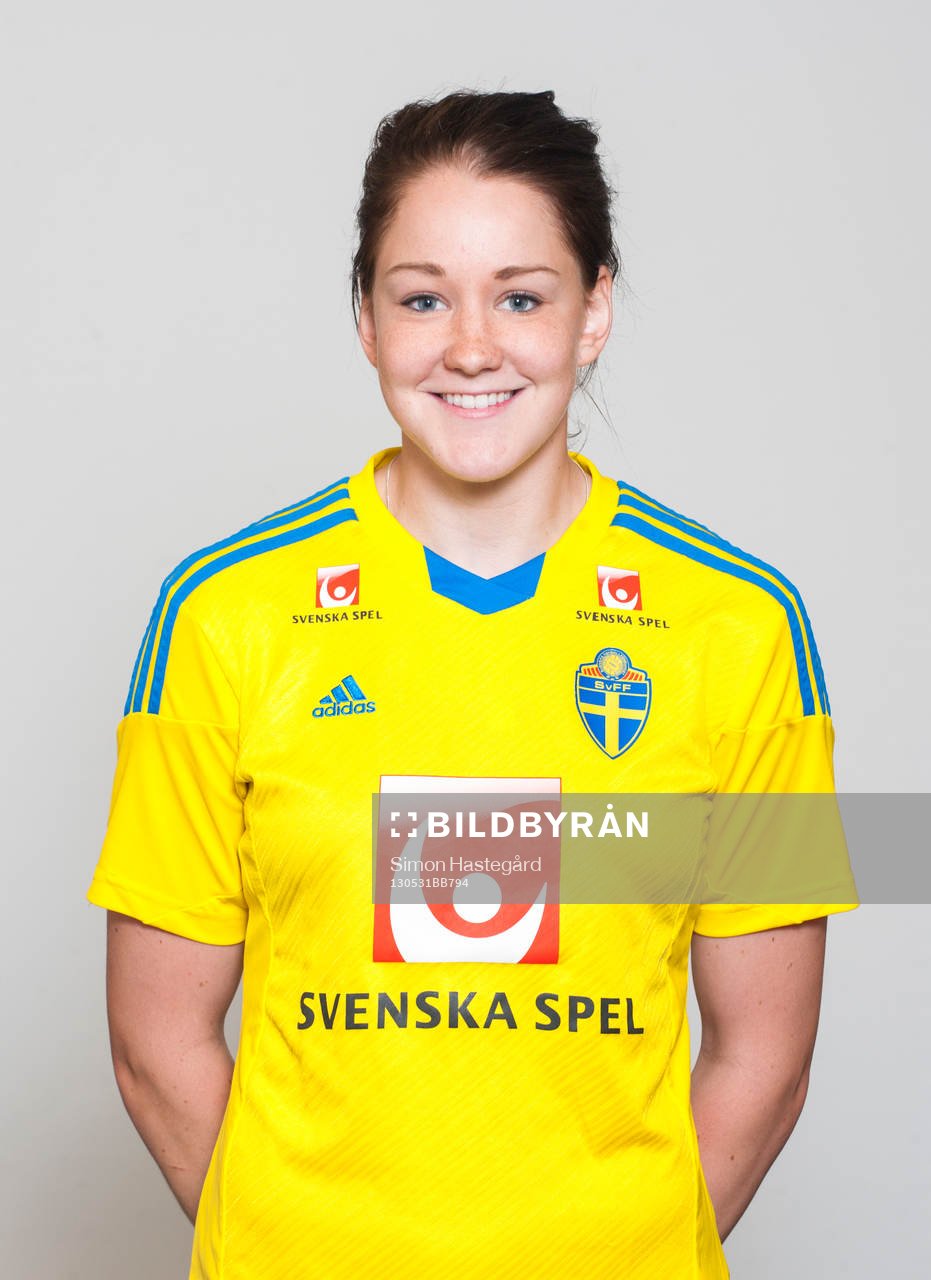 Mia Carlsson, Sverige
