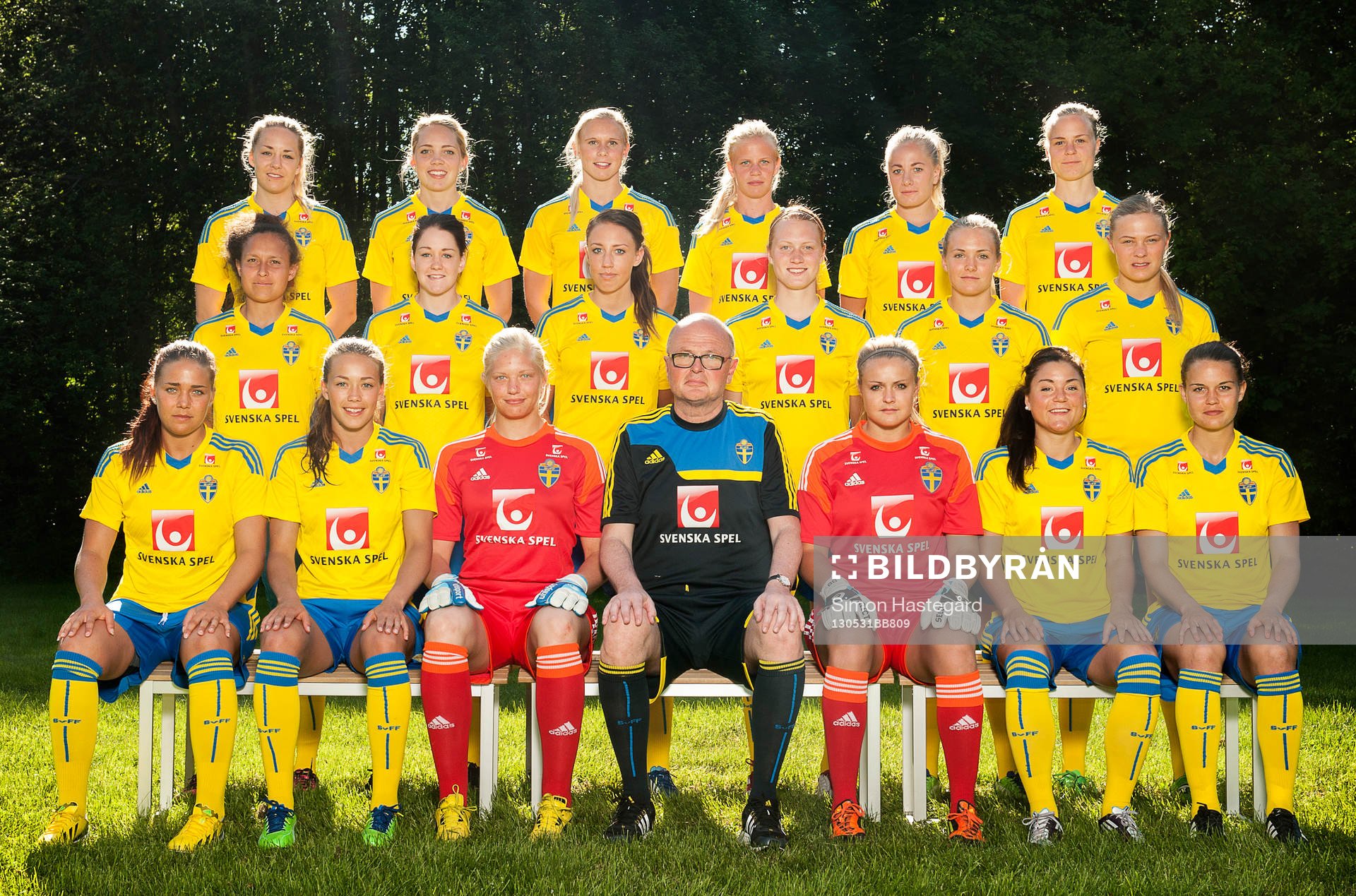 Lagbild. Första raden: Julia Lyckberg, Elin Rubensson,