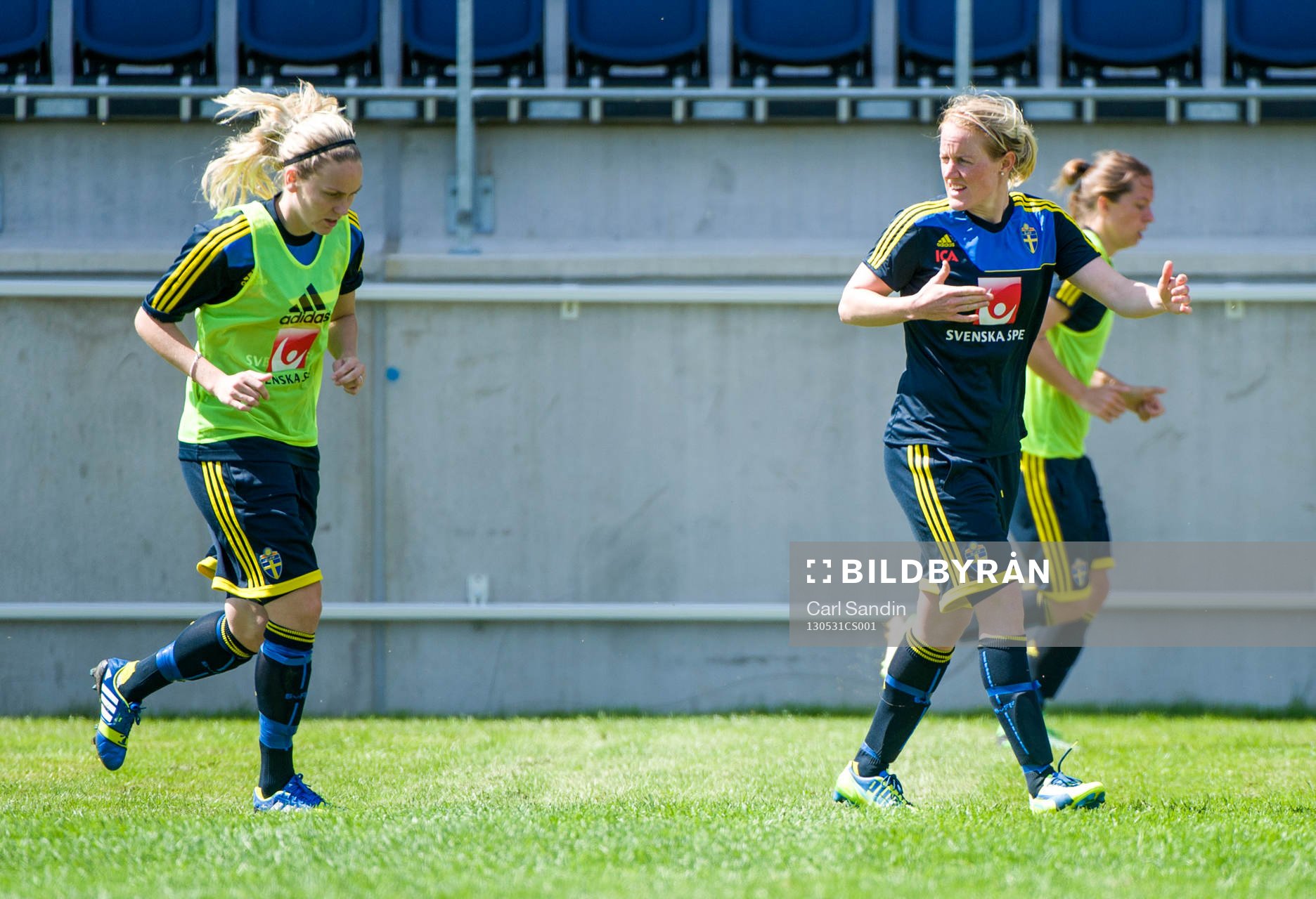 Lisa Dahlkvist och Marie Hammarström, Sverige