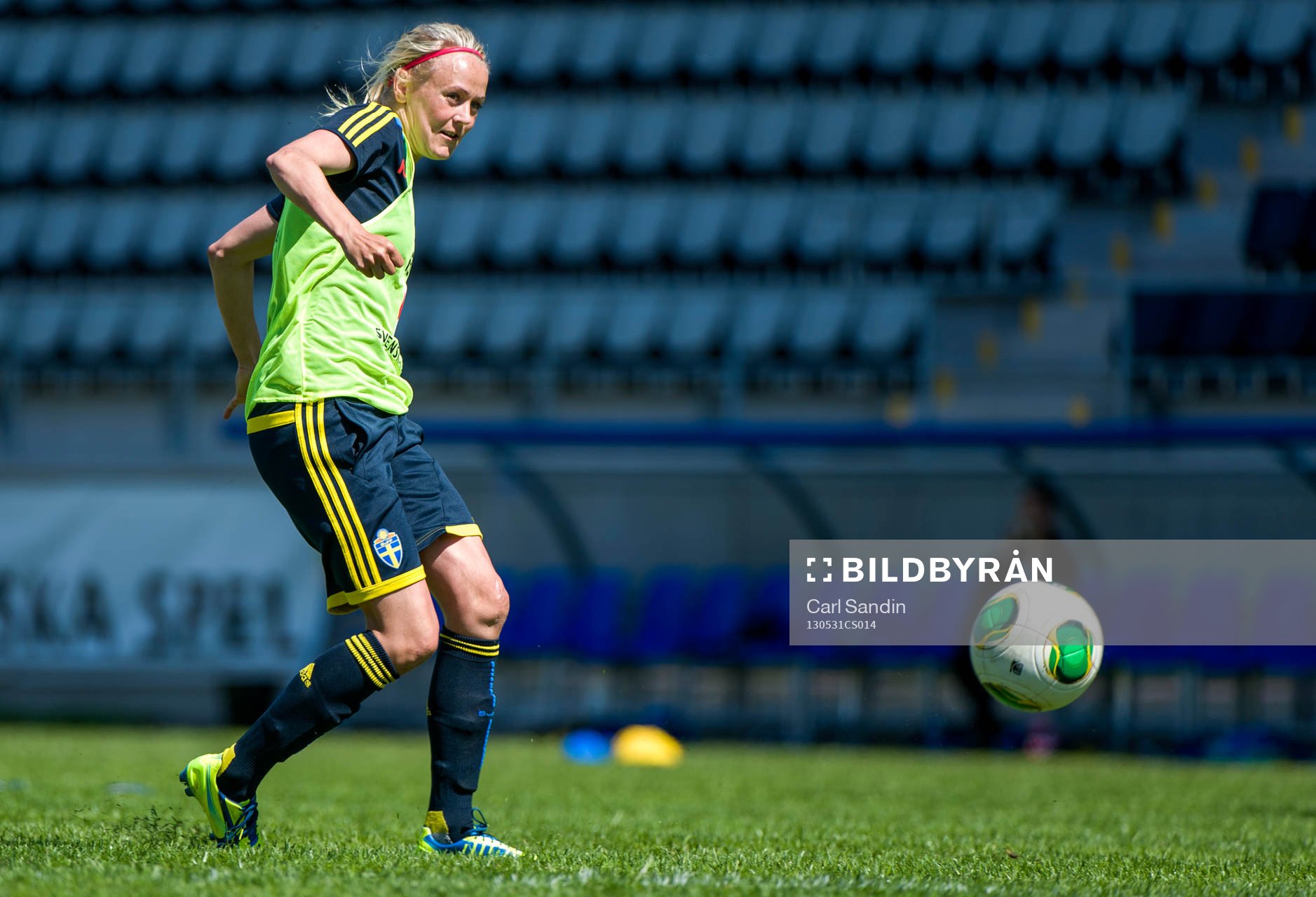 Josefine Öqvist, Sverige