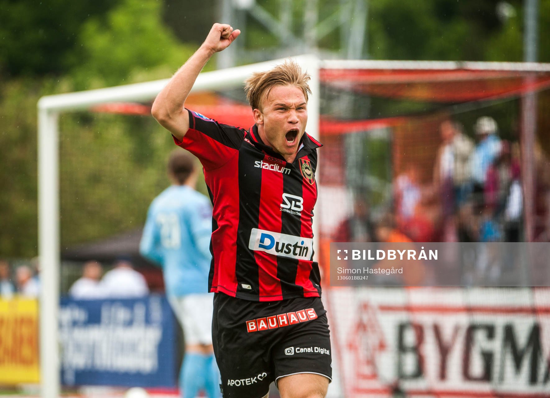 Nicklas Bärkroth, Brommapojkarna, jublar