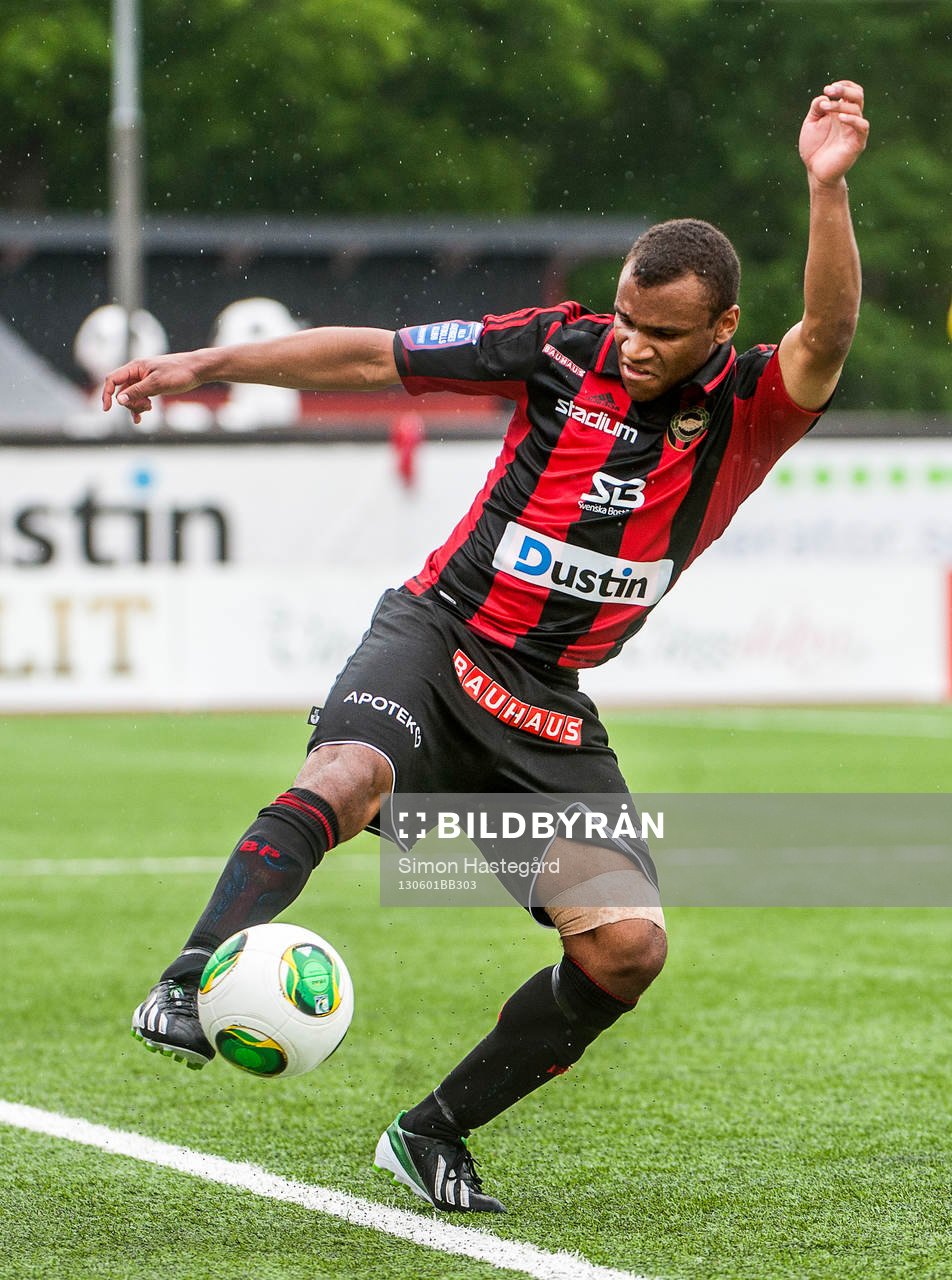 Serge-Junior Martinsson Ngouali, Brommapojkarna, försöker