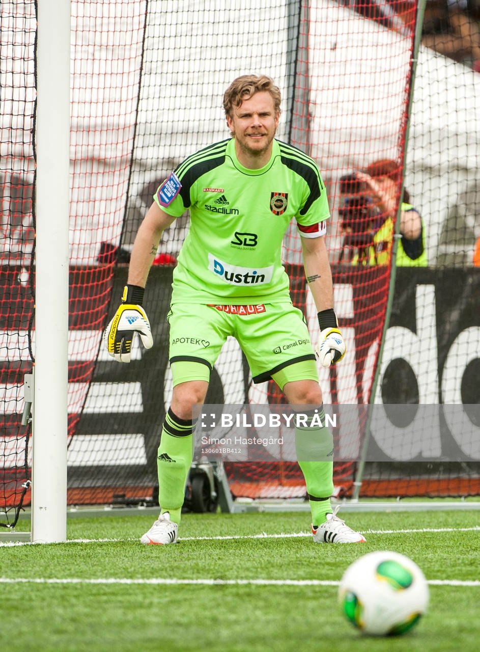 Fotboll, Allsvenskan, Brommapojkarna - Malmö FF: Niklas Westberg, målvakt, Brommapojkarna.