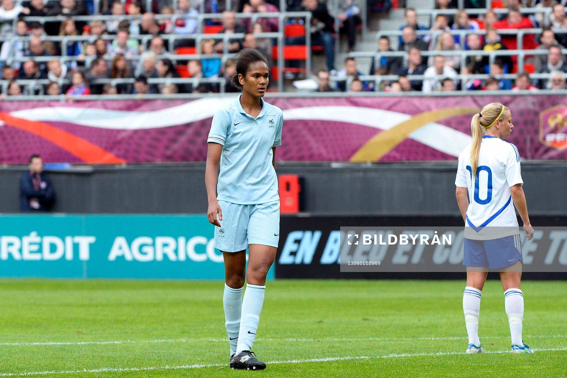  Fotboll, Dam, Frankrike - Finland: Wendy RENARD - 01.06.2013 - France / Finlande - Match amical