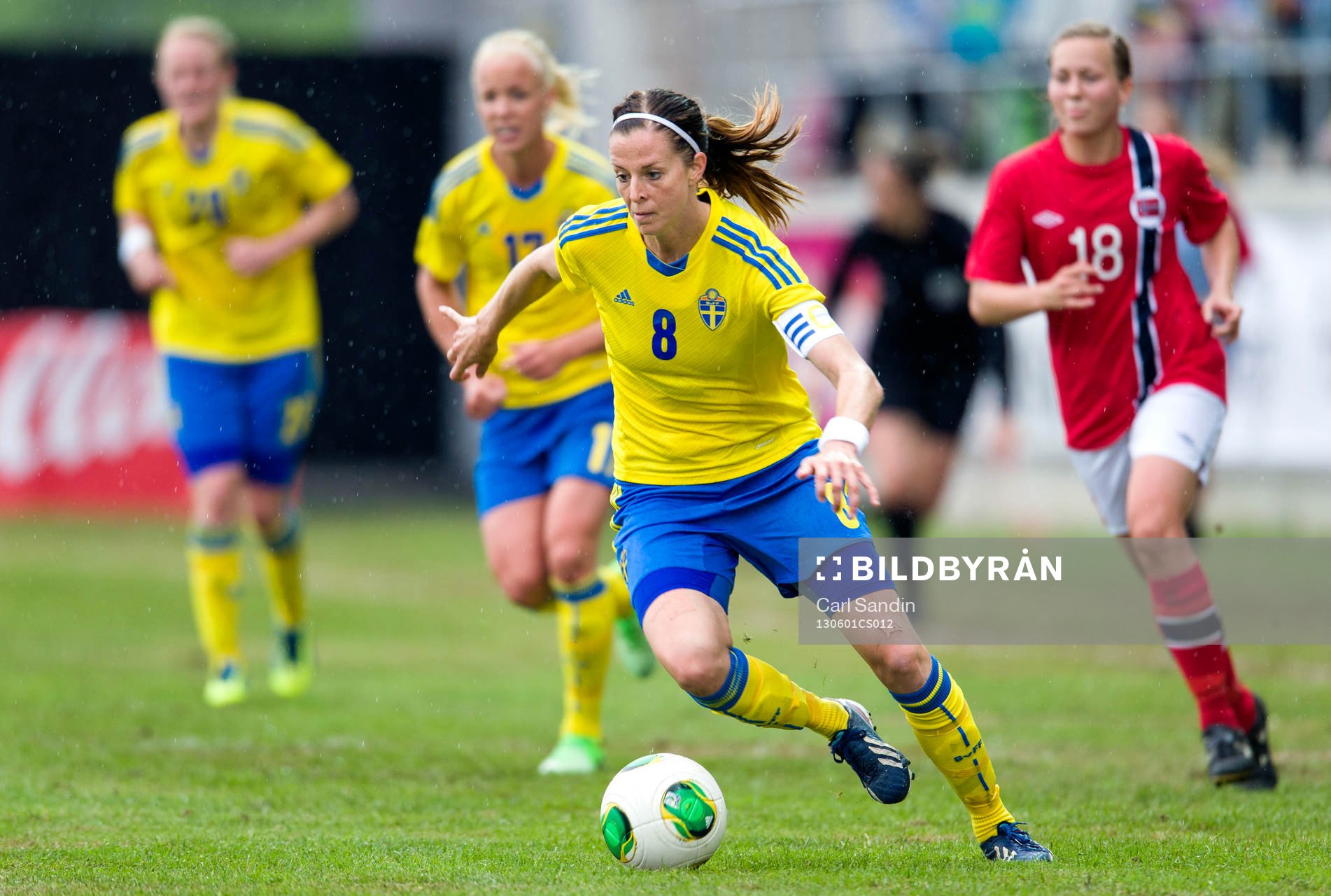 Lotta Schelin, Sverige
