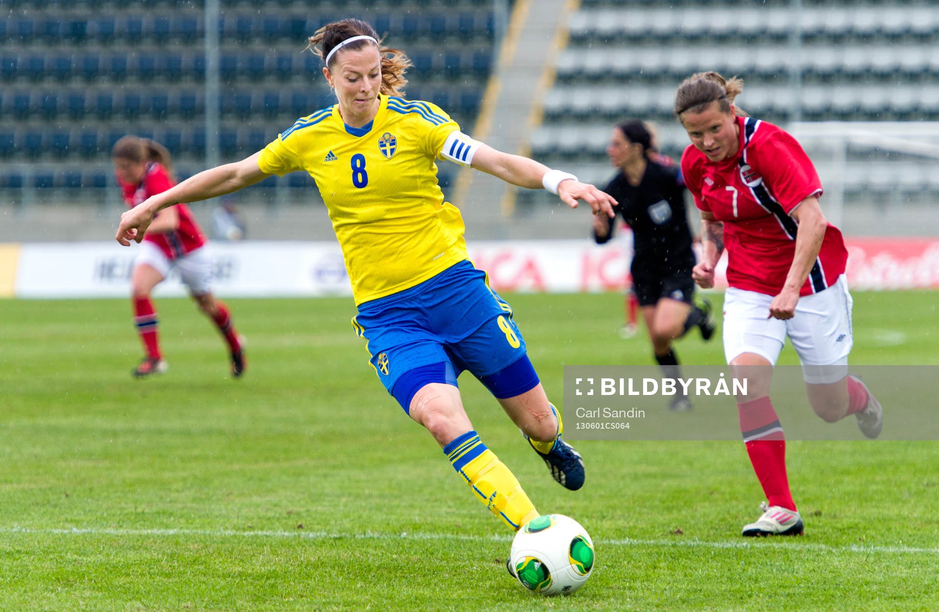 Lotta Schelin, Sverige