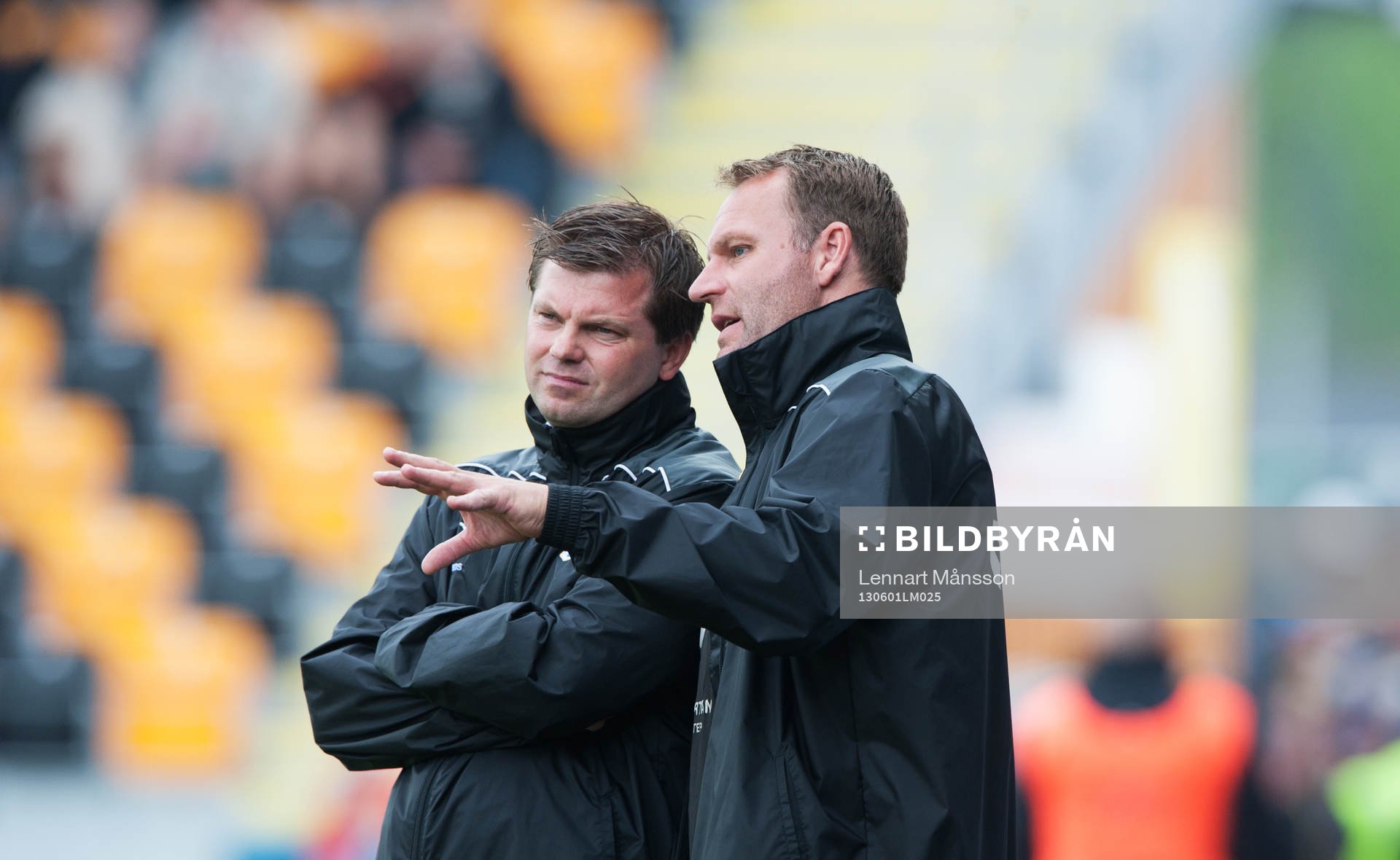 Jens Gustafsson och Torbjörn Arvidsson, tränare, Halmstad