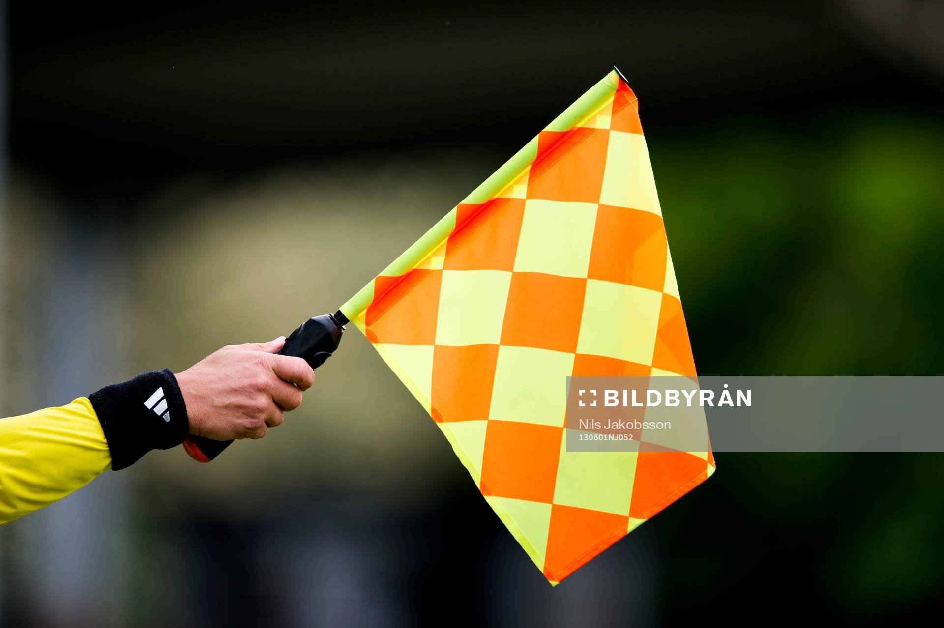 offside säger assisterande domaren