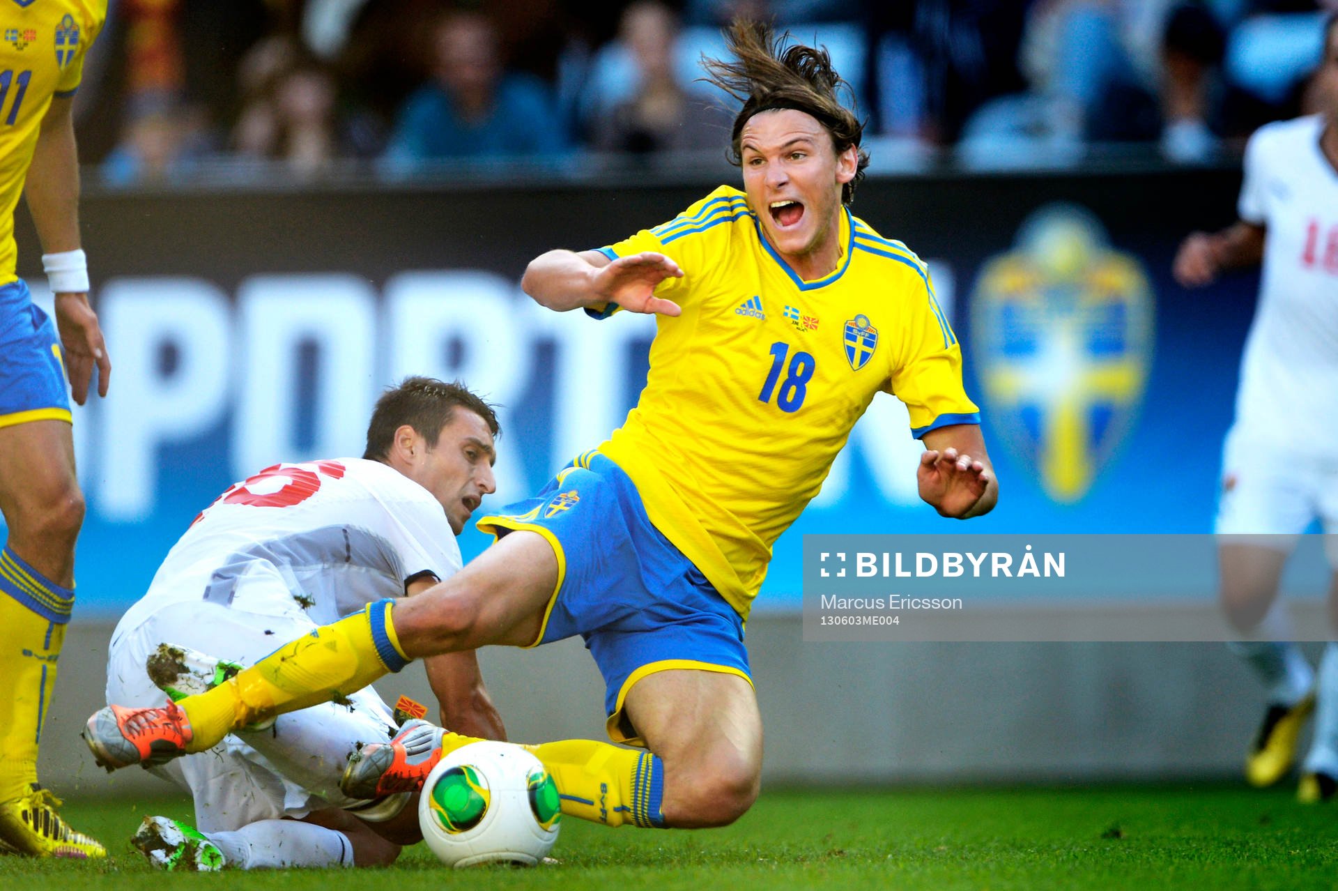 Albin Ekdal, Sverige faller över Nikola Grigorov,