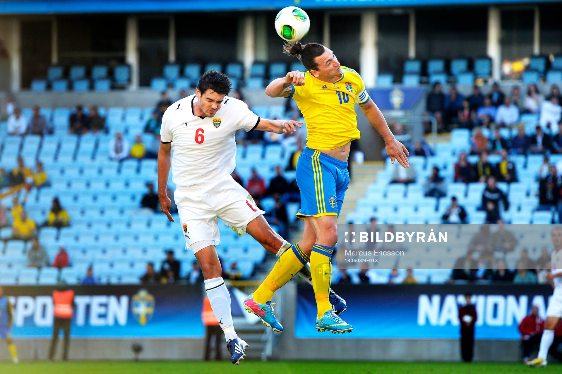 Zlatan Ibrahimovic, Sverige i nickduell med Vance Sikov,