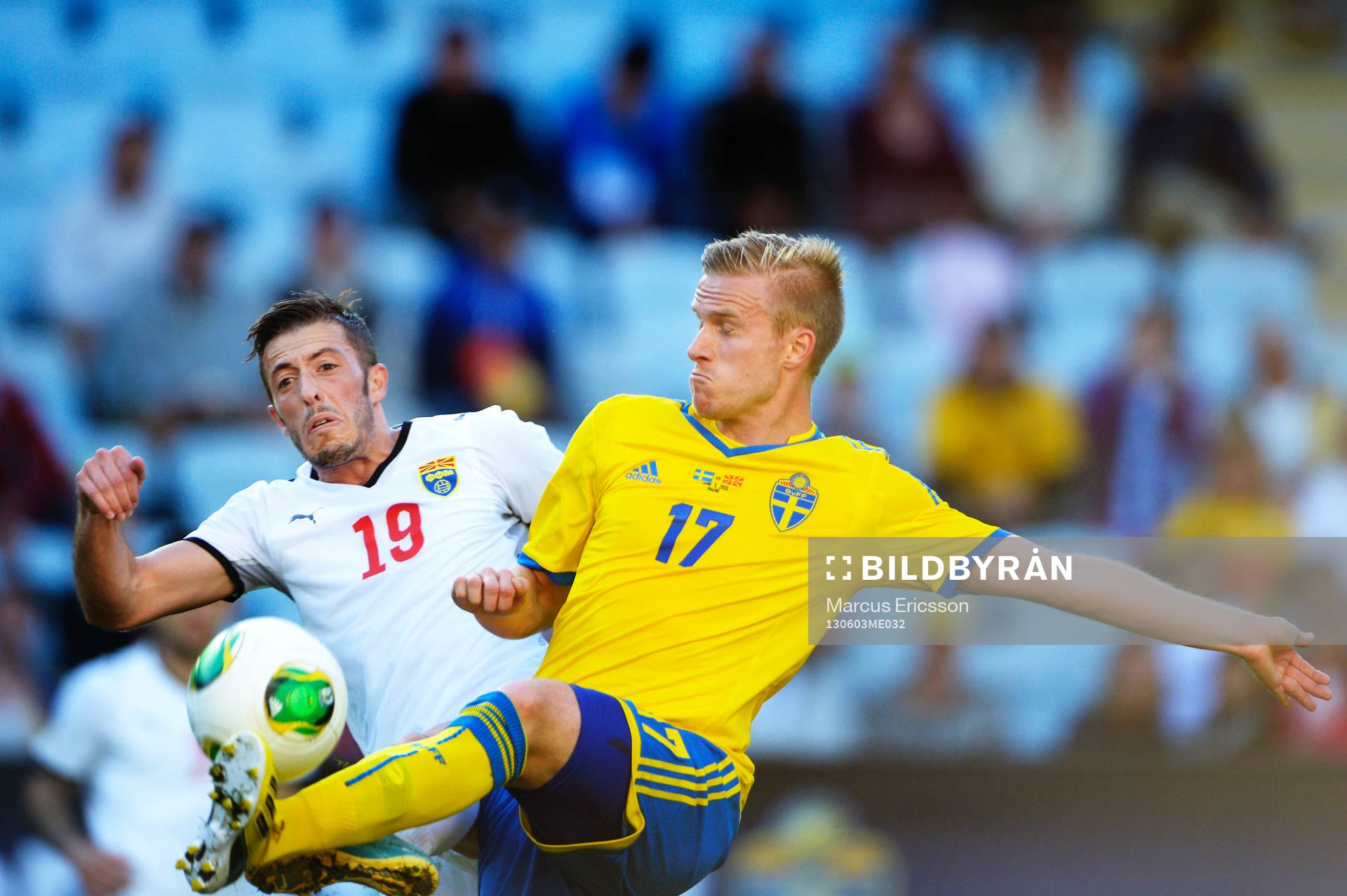 Agim Ibraimi, Makedonien i kamp om bollen med Oscar Wendt,