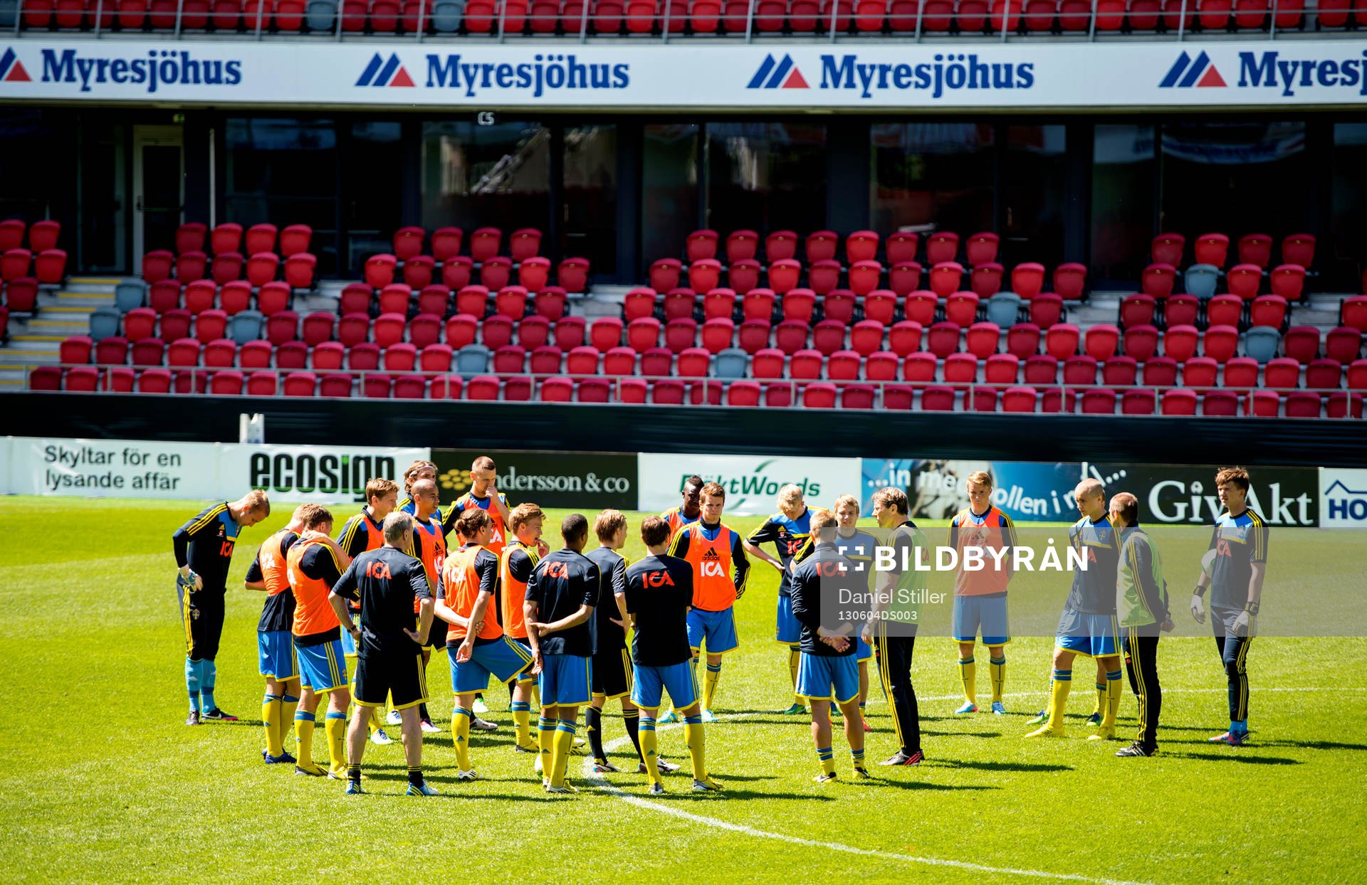 Det svenska U21-laget tränar på Myresjöhus Arena i