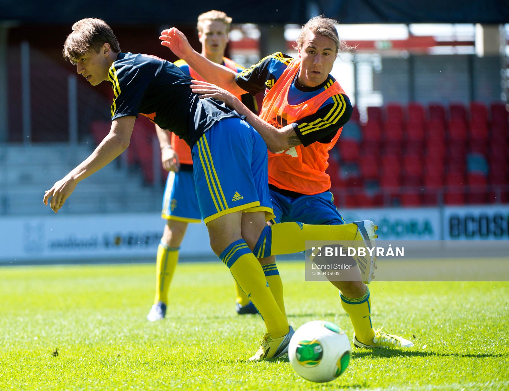 Simon Thern, Jonathan Azulay