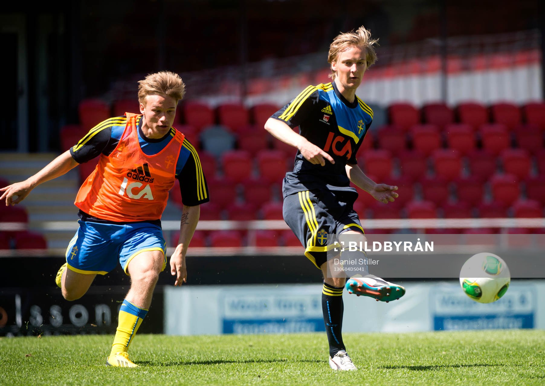 Nicklas Bärkroth, Alexander Michel