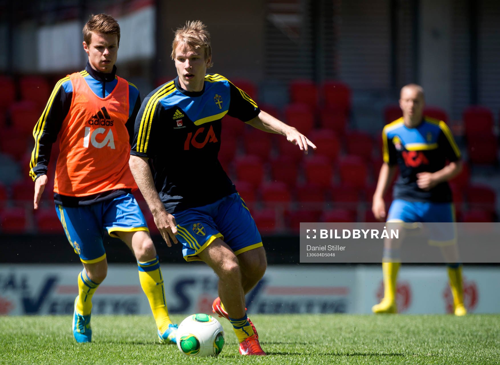 Måns Söderqvist, Oscar Lewicki
