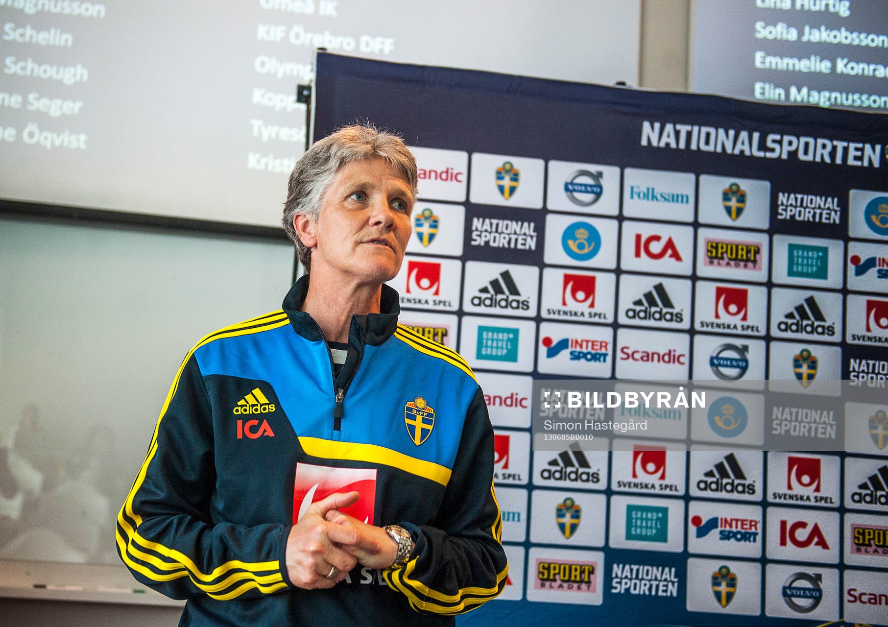 Pia Sundhage, Förbundskapten för Sveriges damlandslag