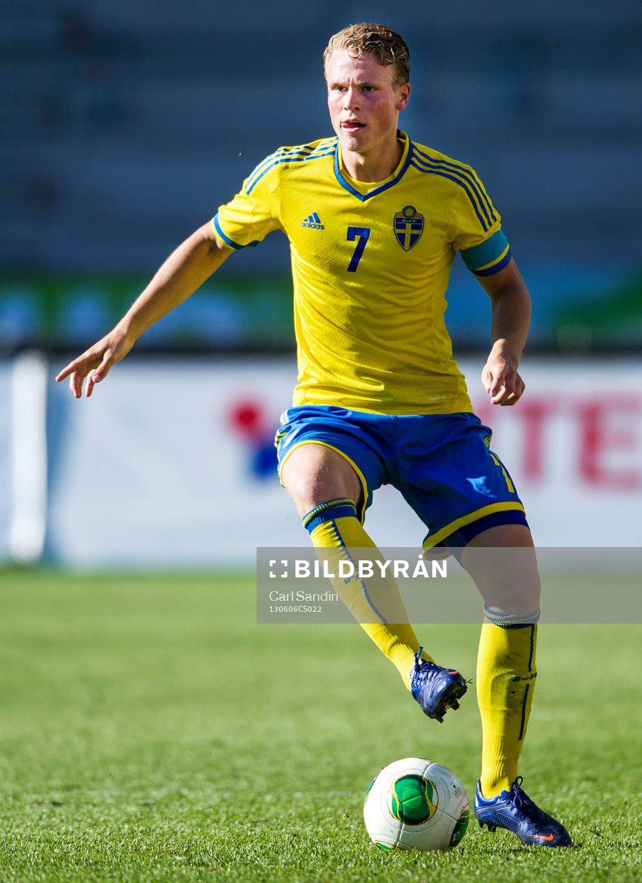 Oscar Hiljemark, Sverige