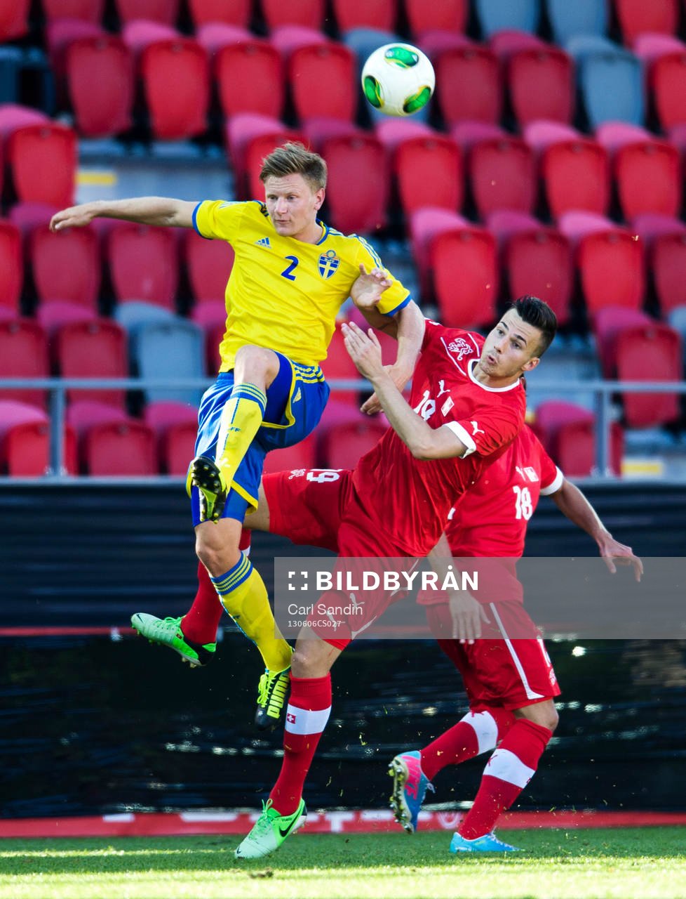 Mattias Johansson, Sverige, i nickduell med Stjepan Vuleta,