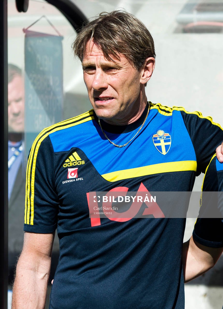 Hålan Ericson, förbundskapten Sverige