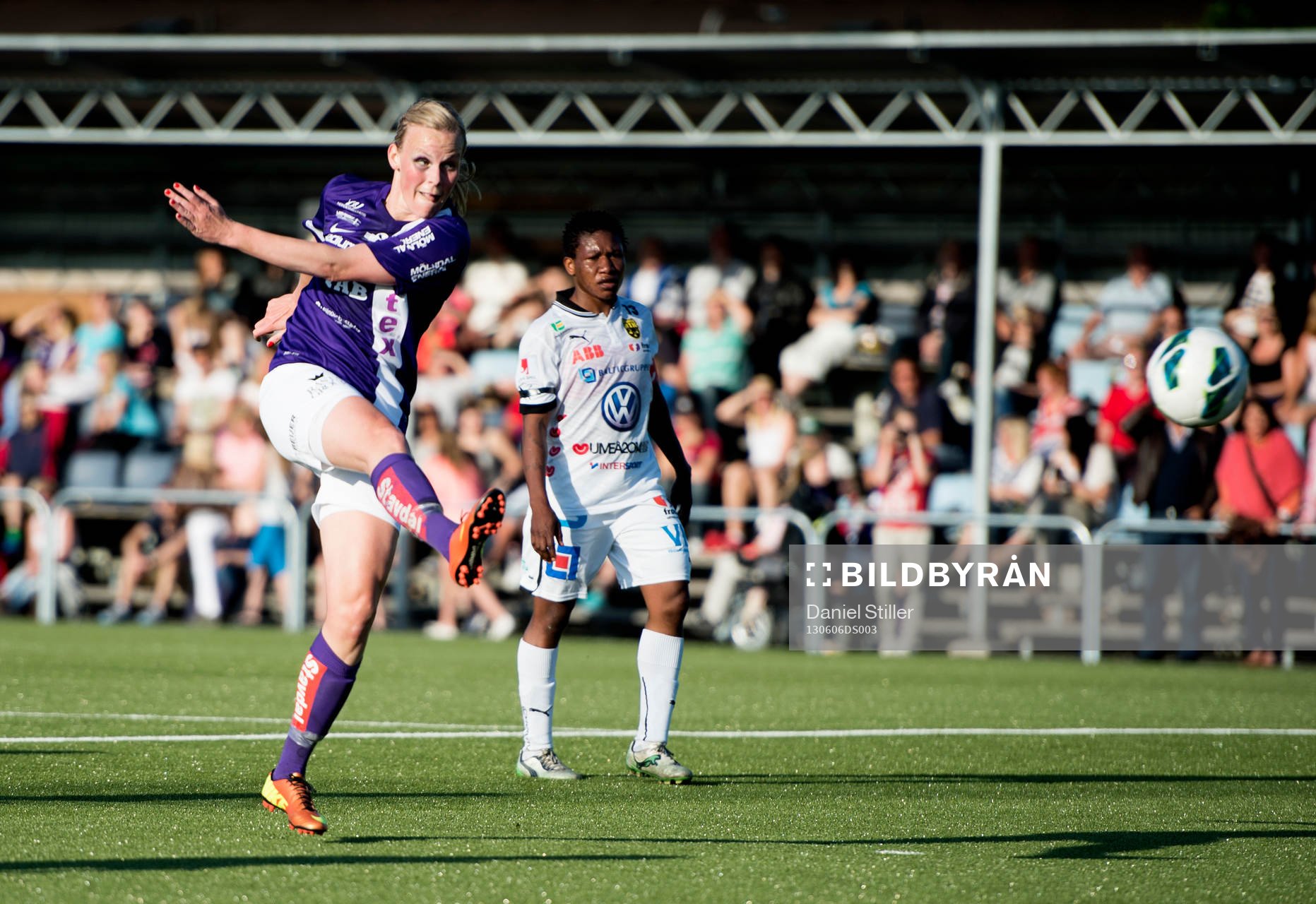 Annica Sjölund gör 1-0 för Jitex