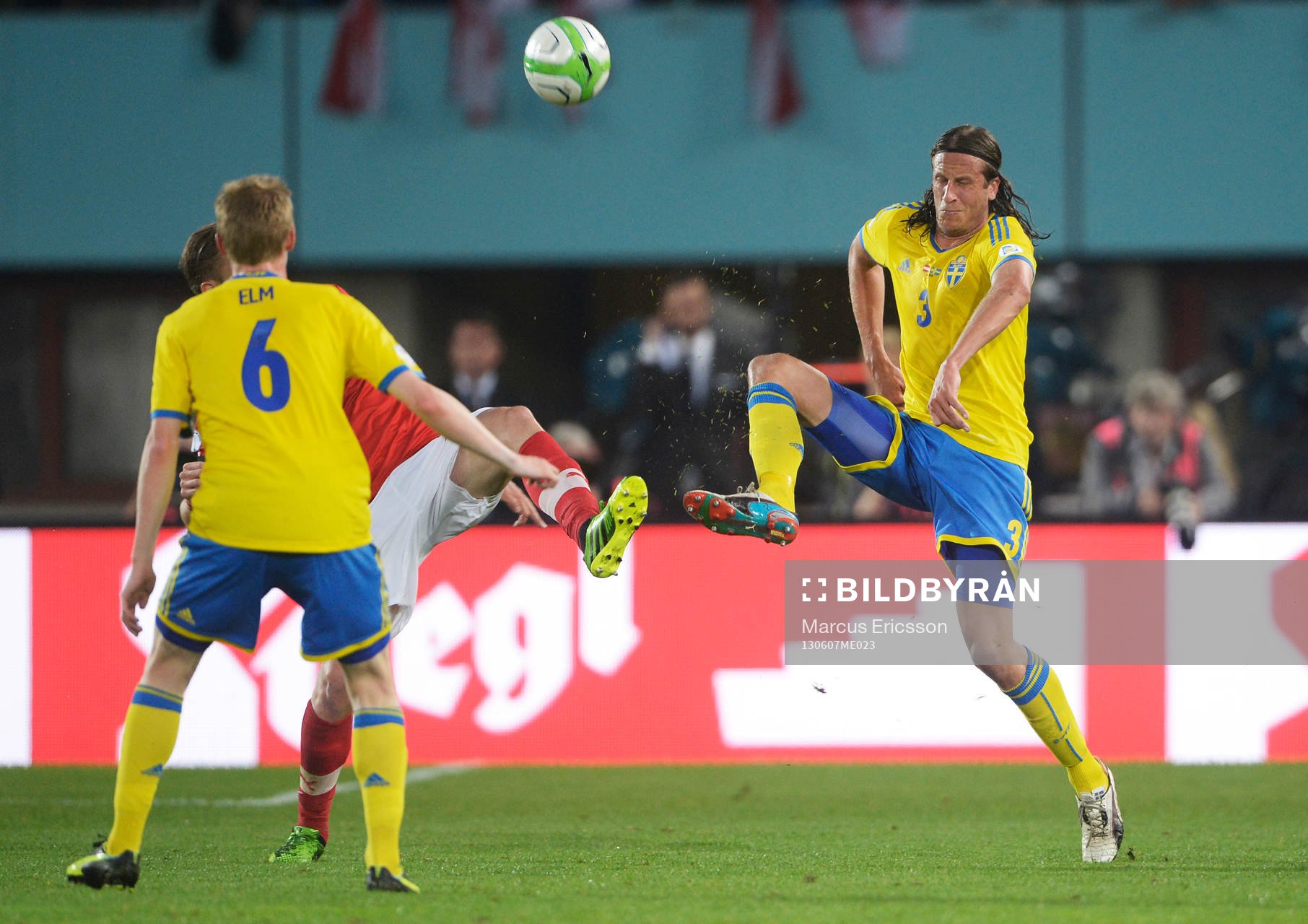 Jonas Olsson, Sverige