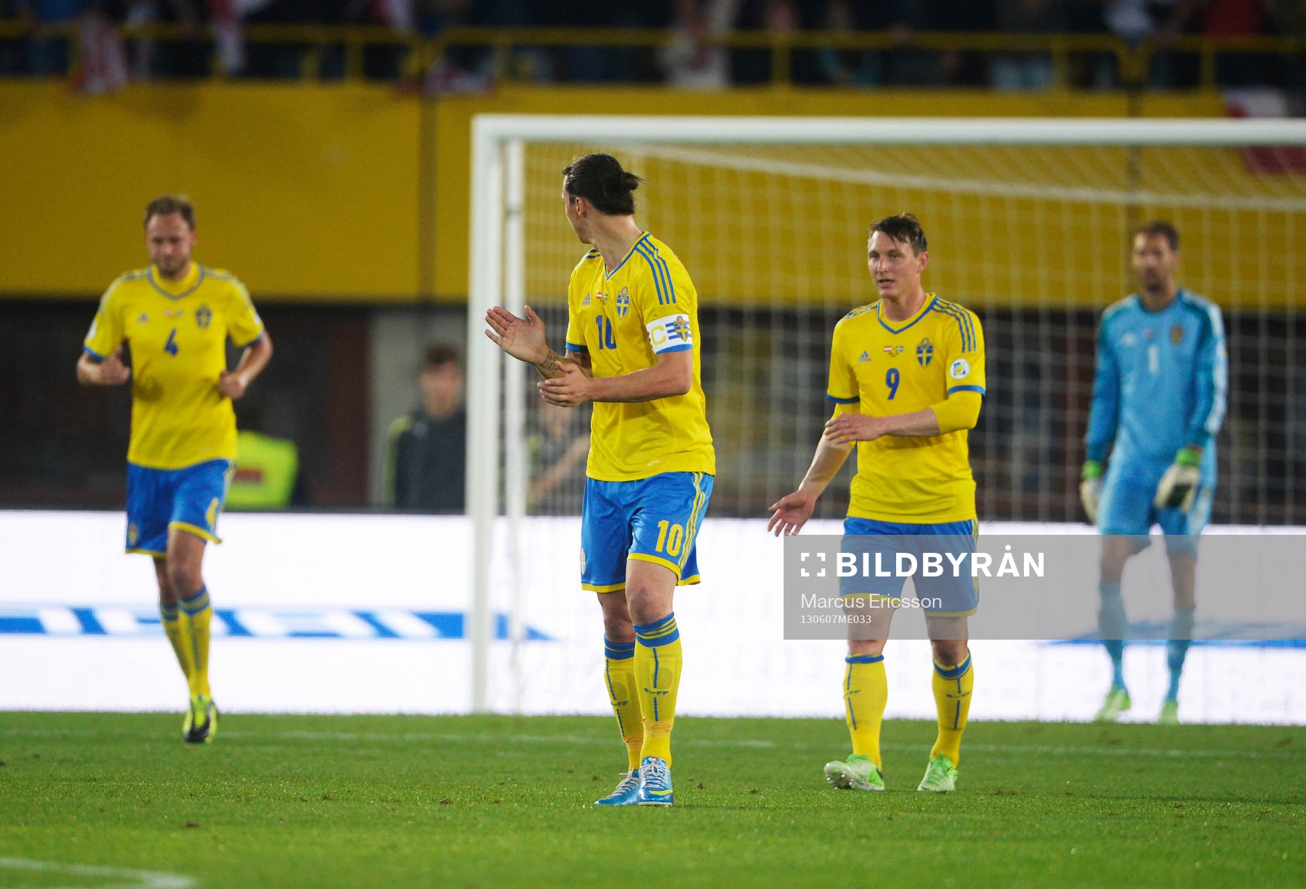 Zlatan Ibrahimovic, Sverige manar på