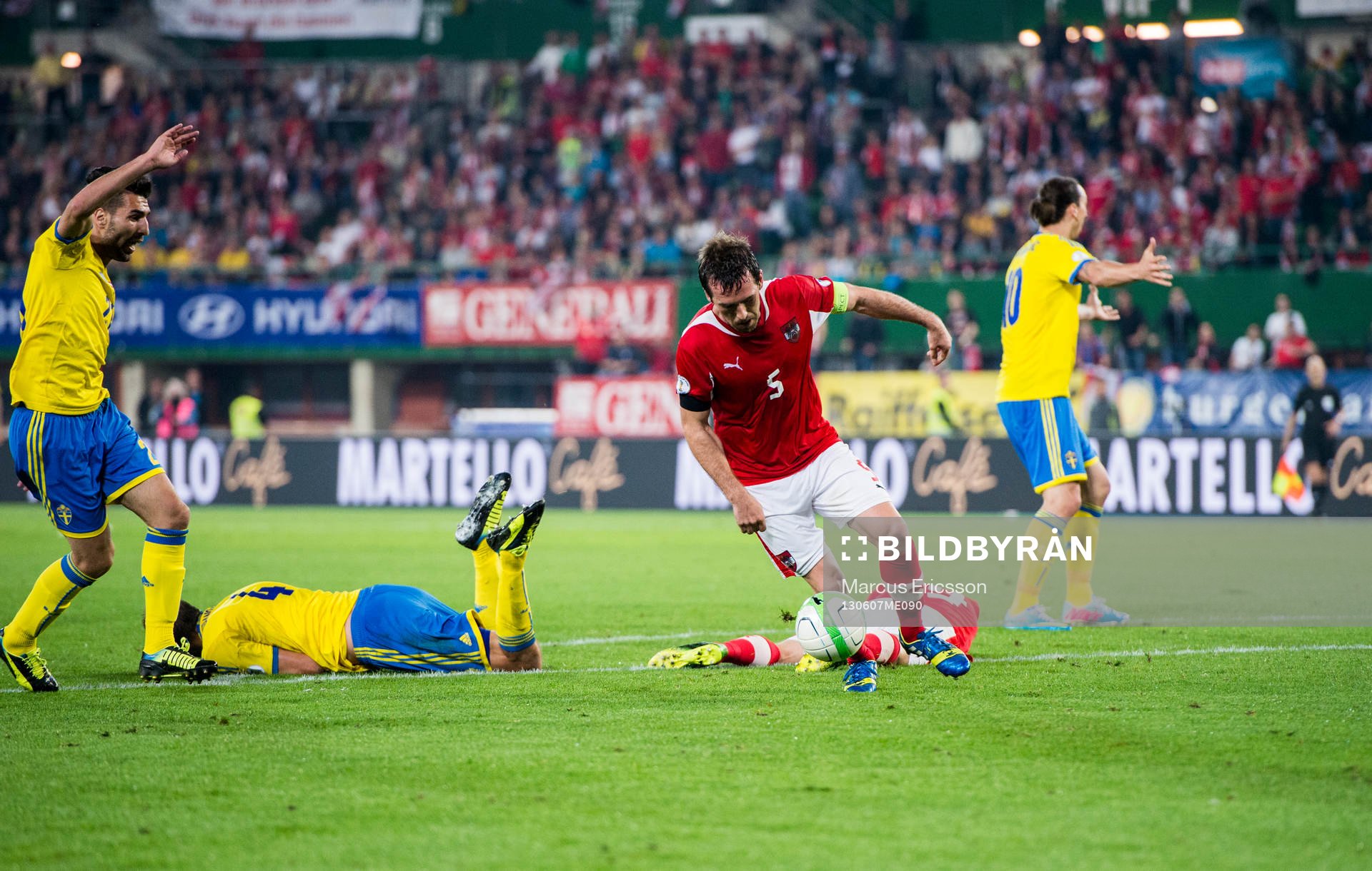 Andreas Granqvist, Sverige sparkas ned i slutminuterna men
