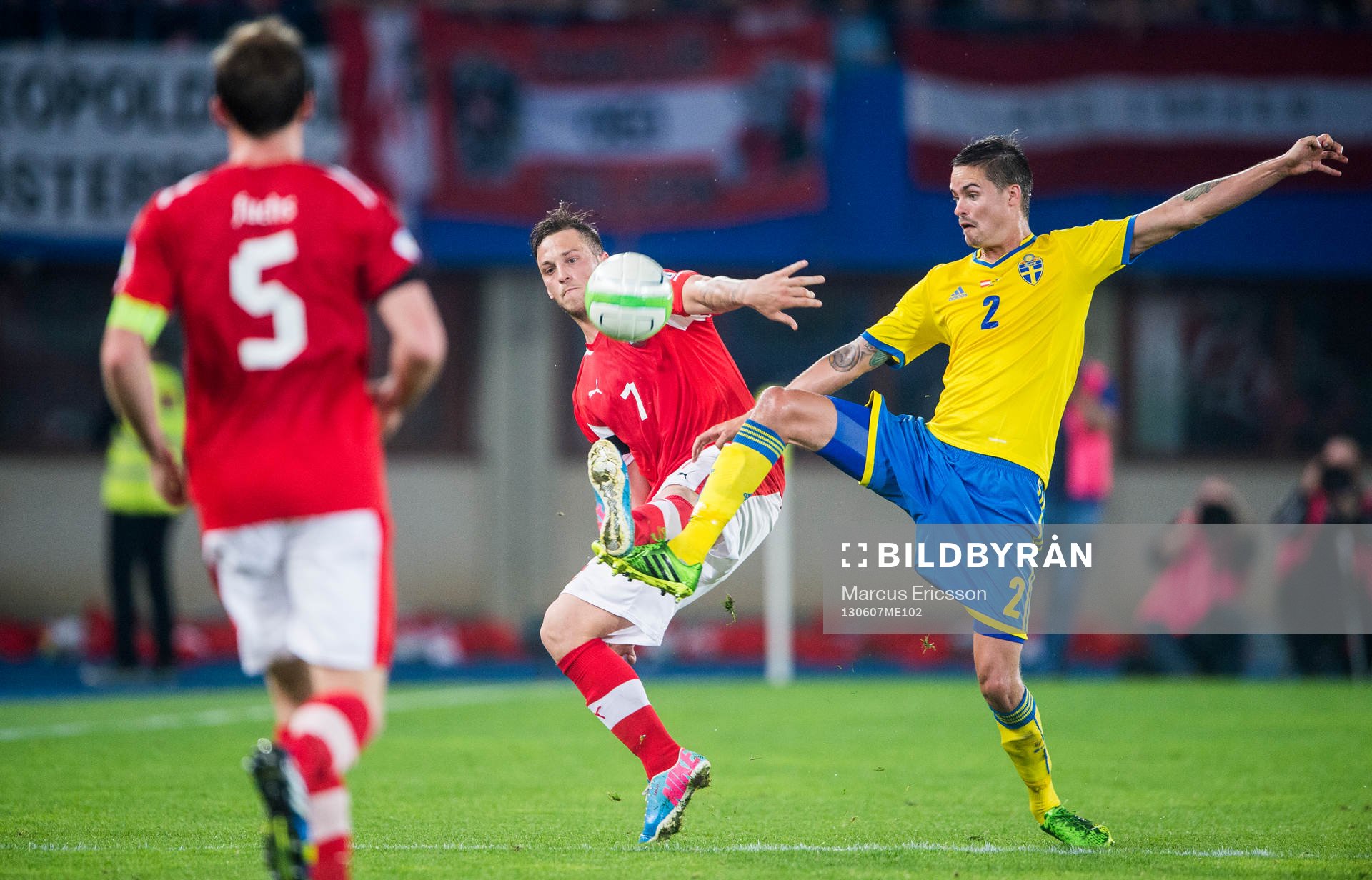 Marko Arnautovic, Österrike och Mikael Lustig, Sverige