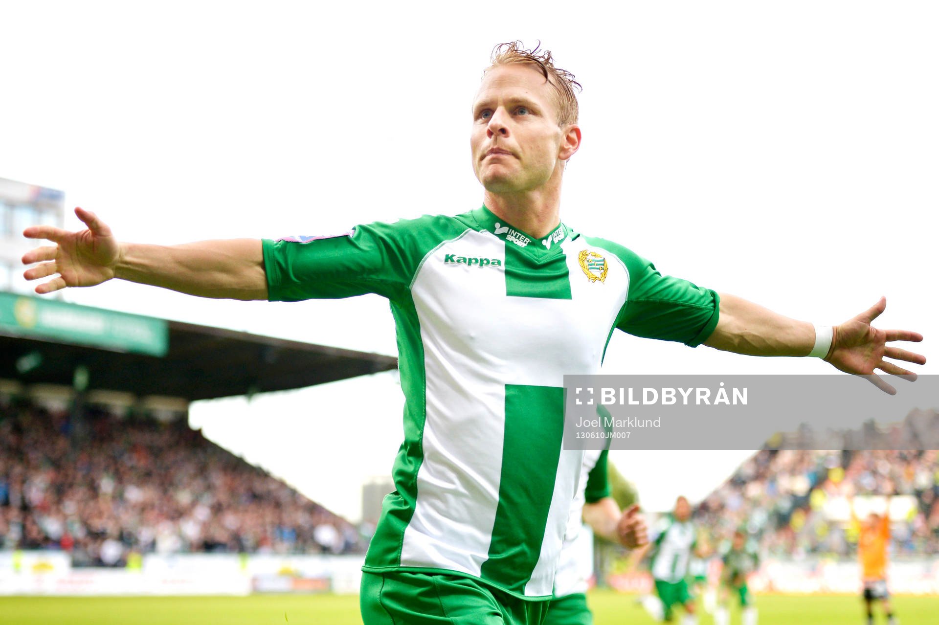 Hammarbys Erik Sundin jublar