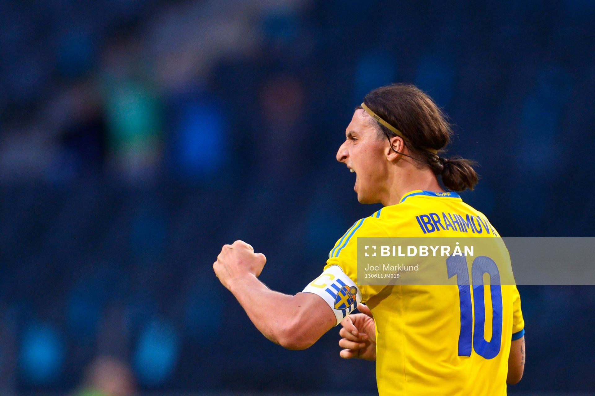 Sveriges Zlatan Ibrahimovic jublar