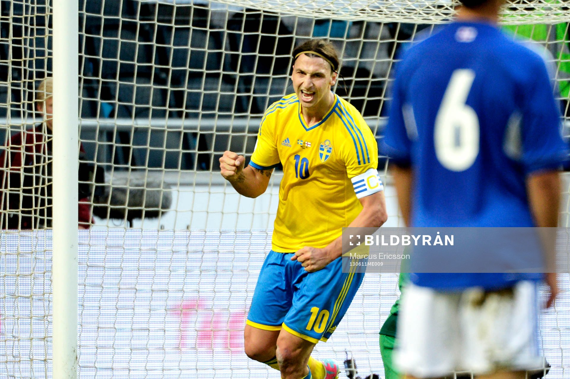 Sveriges Zlatan Ibrahimovic jublar