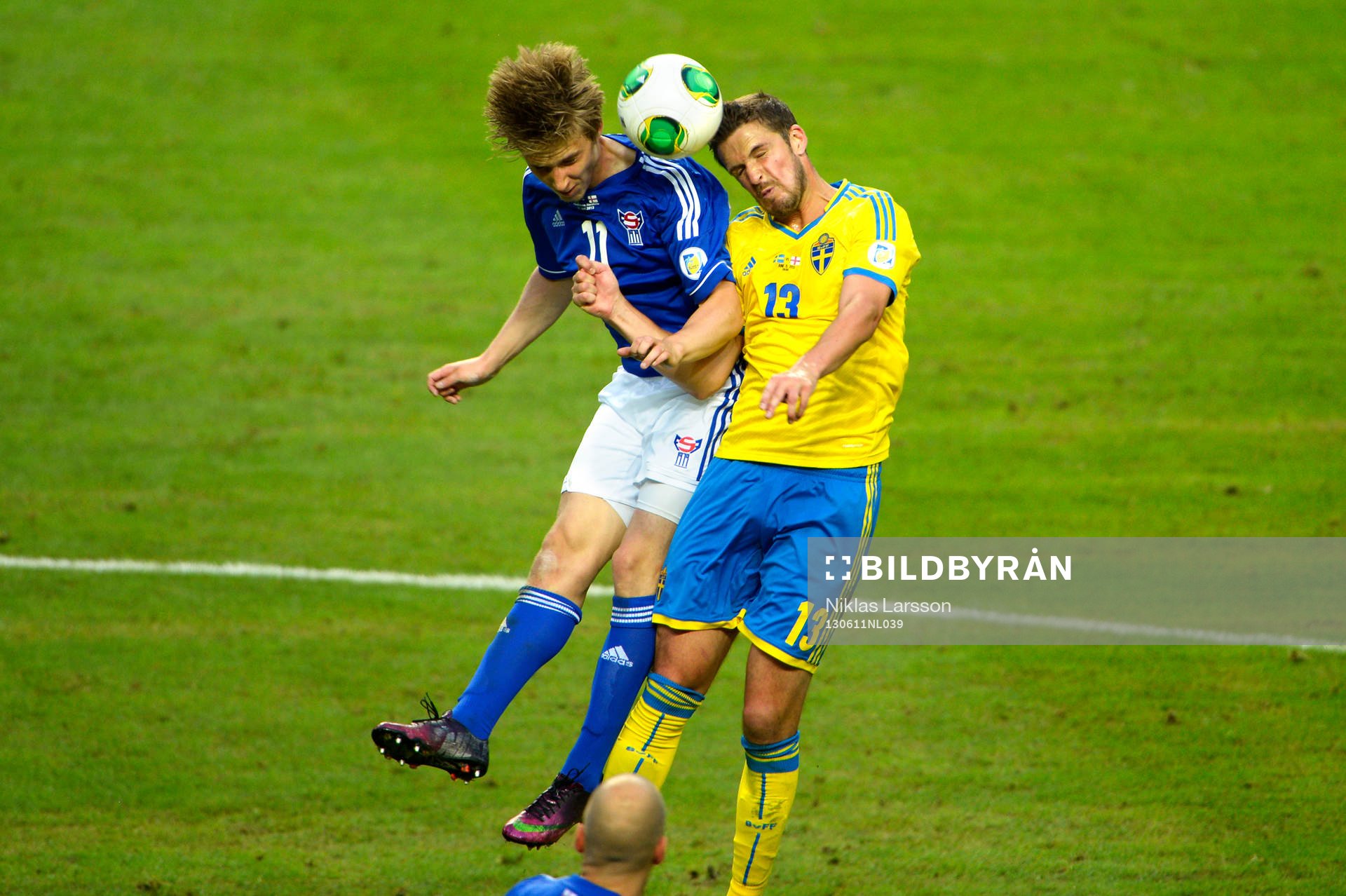 Per Nilsson, Sverige i nickduell med Joan Simun Edmundsson,