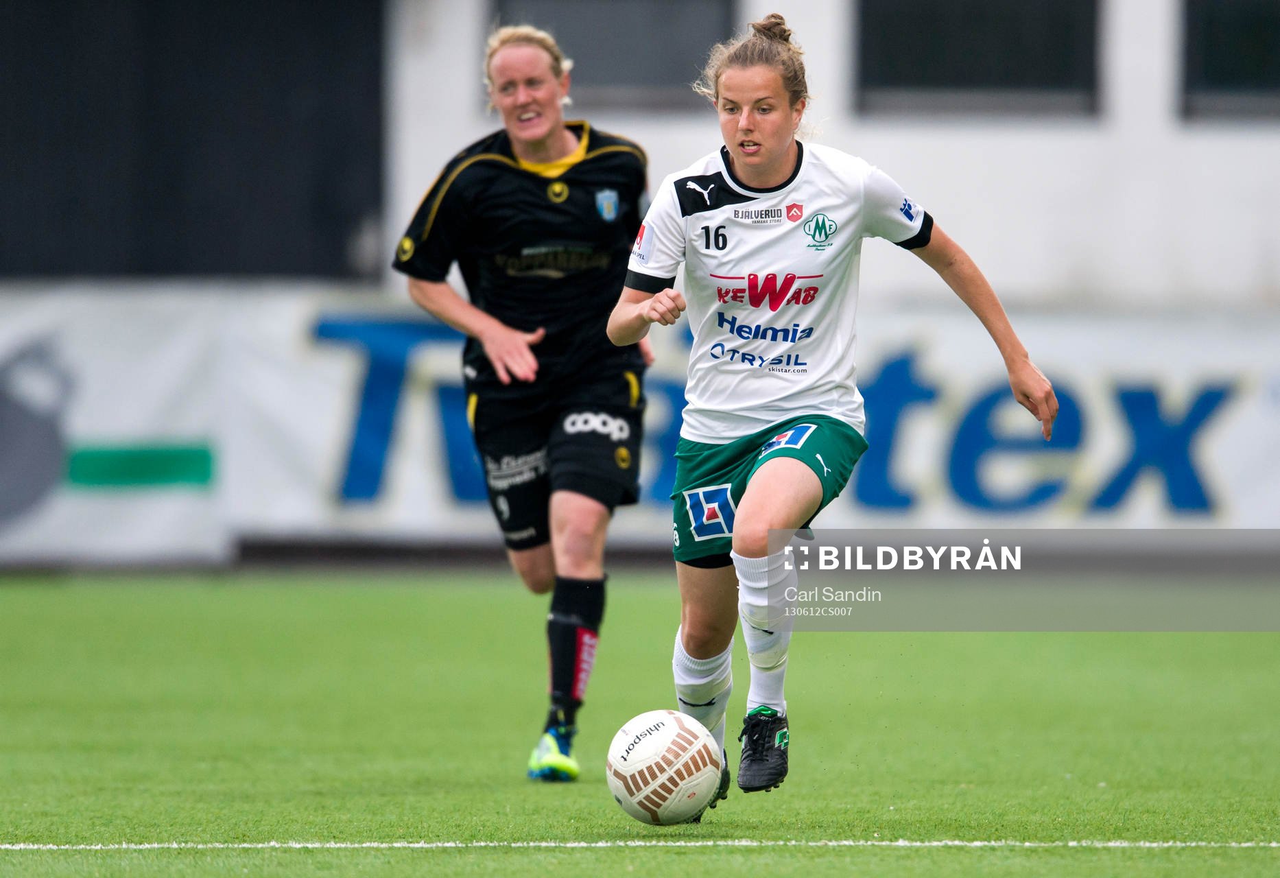 Hayley Lauder, Mallbacken