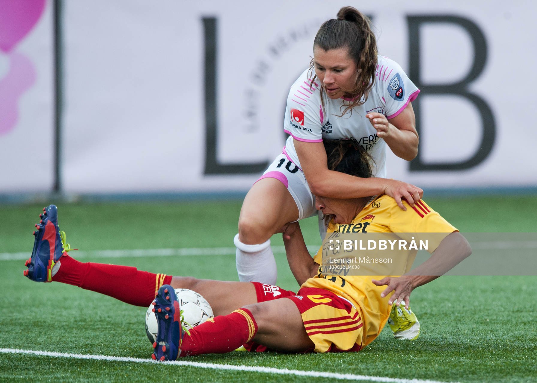 Tuff duell mellan Ramona Bachmann, Malmö och Marta, Tyresö