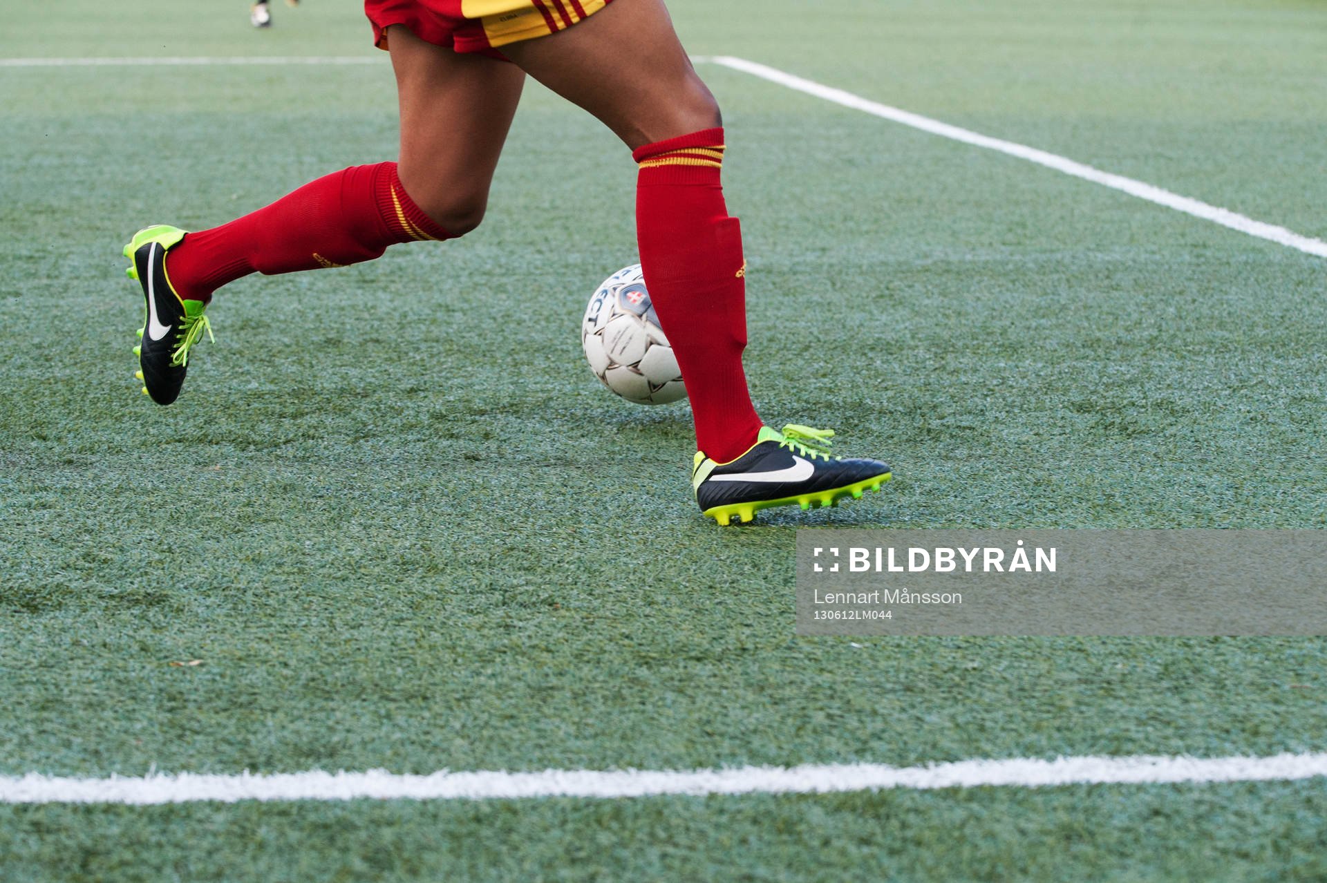 Fot, fötter, boll, konstgräs, fotbollsskor, Nike,