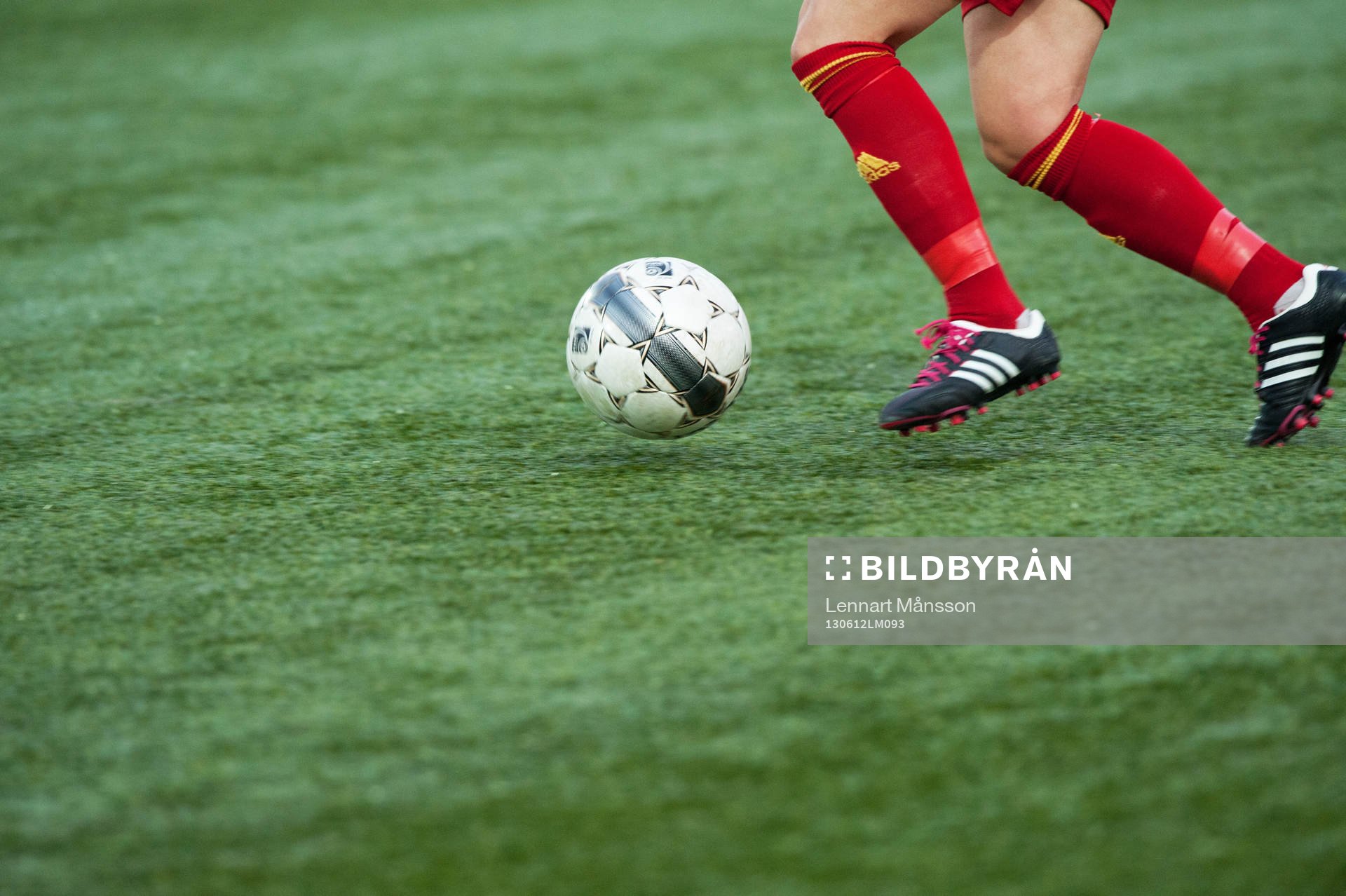 Fot, fötter, boll, konstgräs, fotbollsskor, Adidas,
