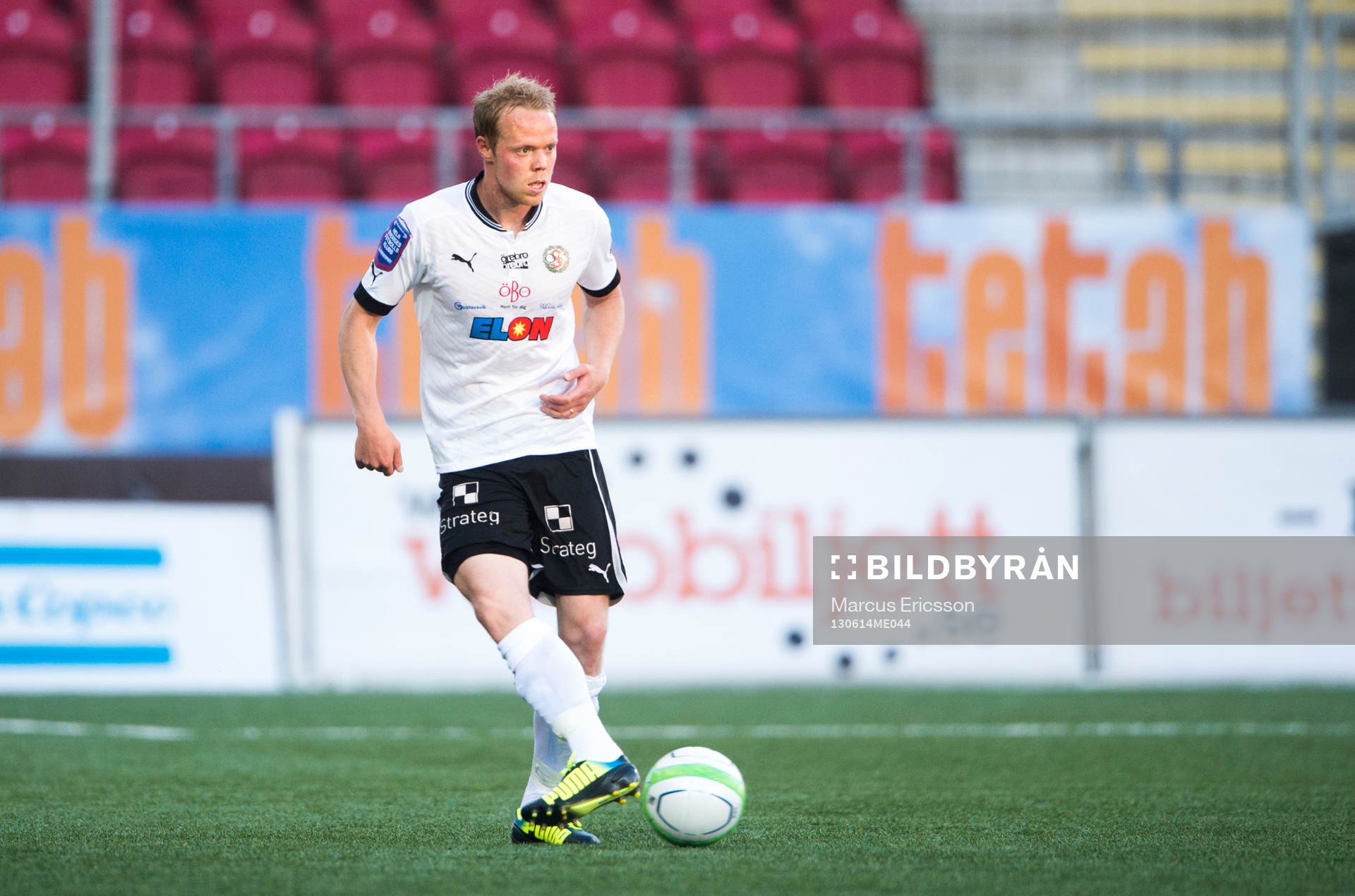 Patrik Haginge, Örebro SK  i matchen mellan Örebro och