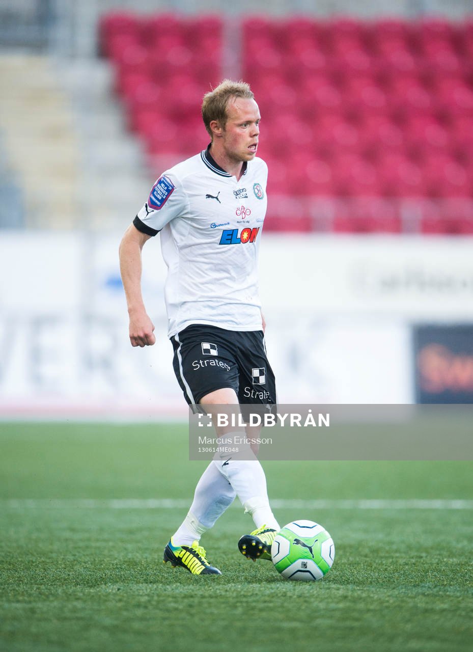 Patrik Haginge, Örebro SK  i matchen mellan Örebro och