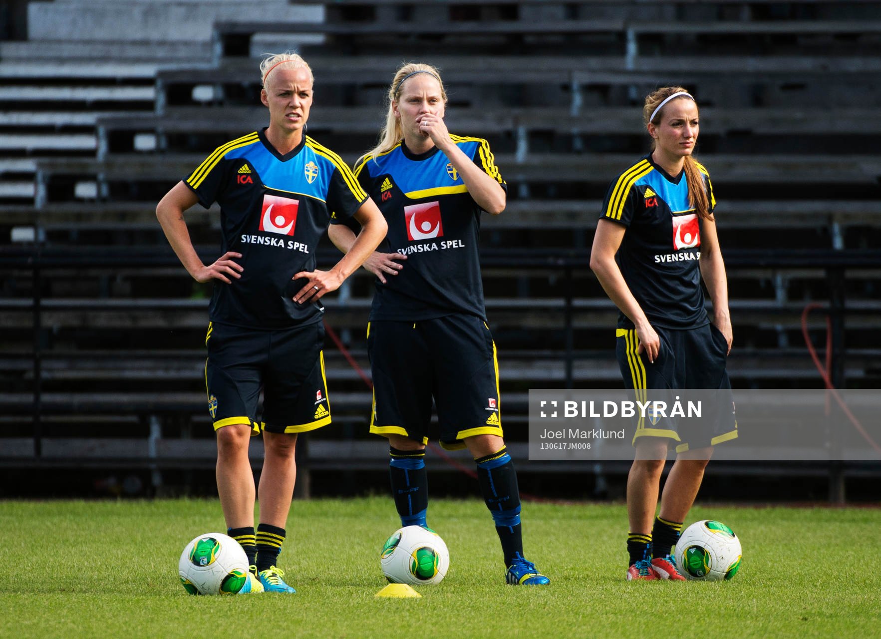 Caroline Seger, Lisa Dahlkvist och Kosovare Asllani
