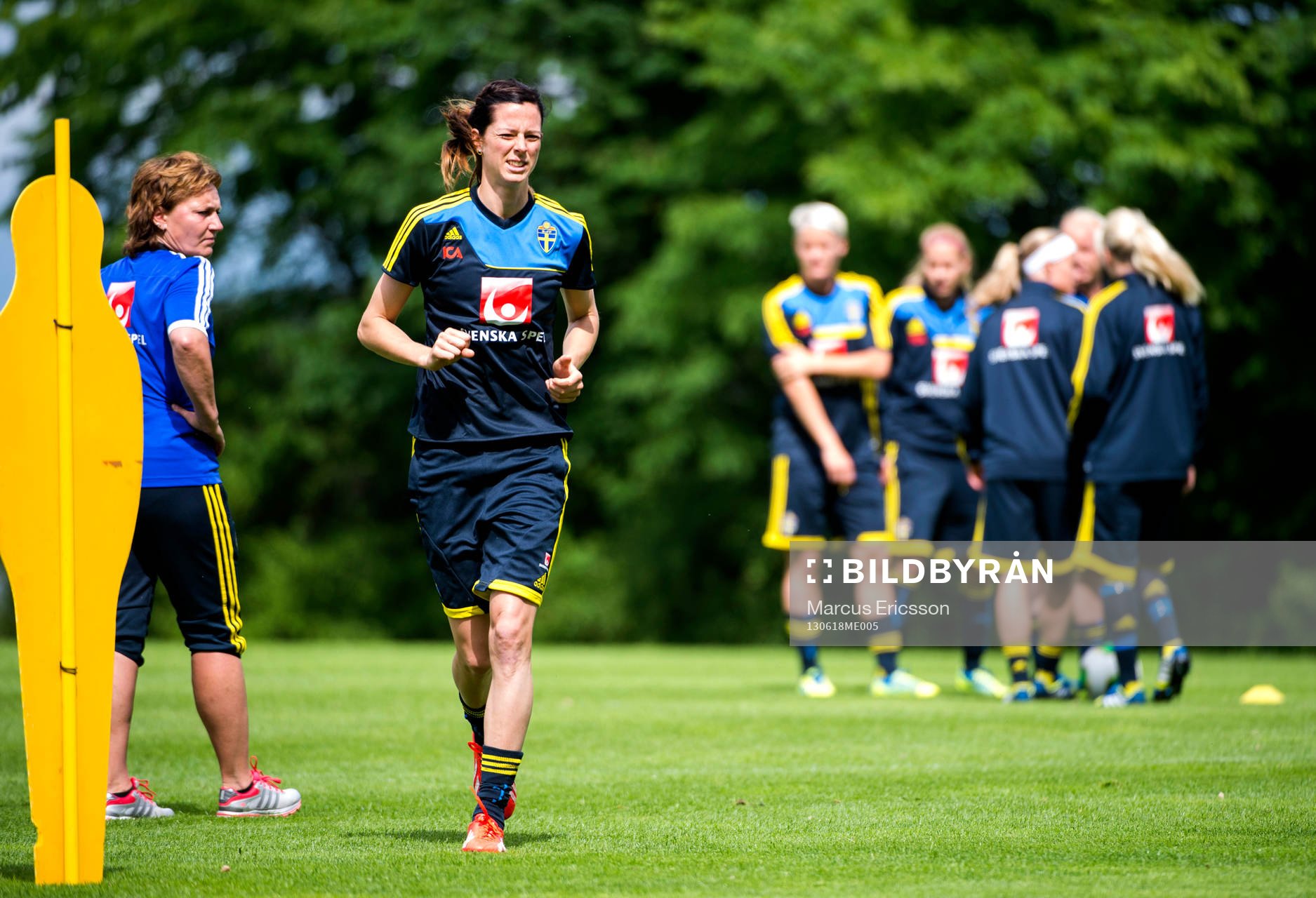 Det svenska damlandslaget tränar på Bosön. Lotta Schelin