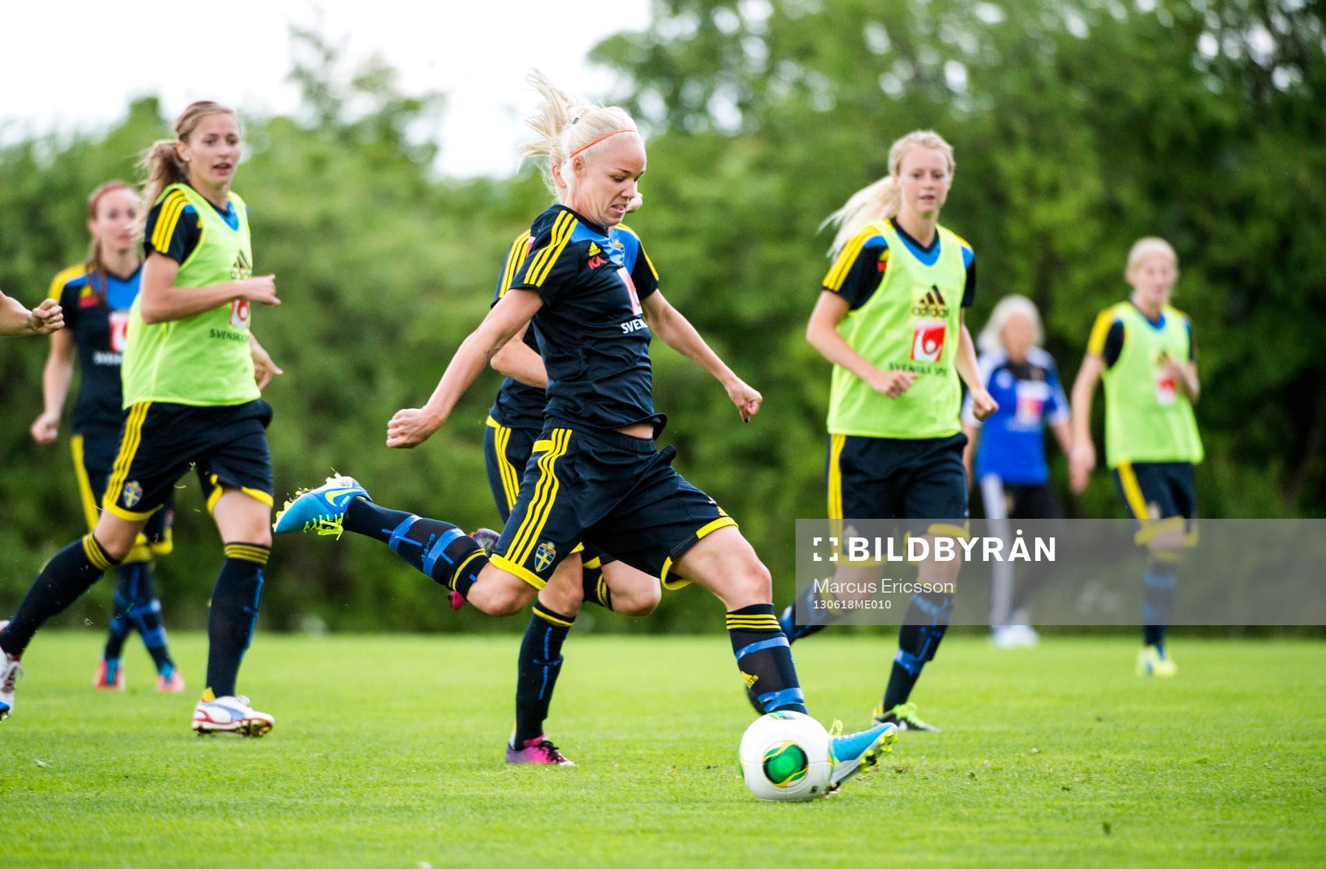 Det svenska damlandslaget tränar på Bosön. Caroline Seger