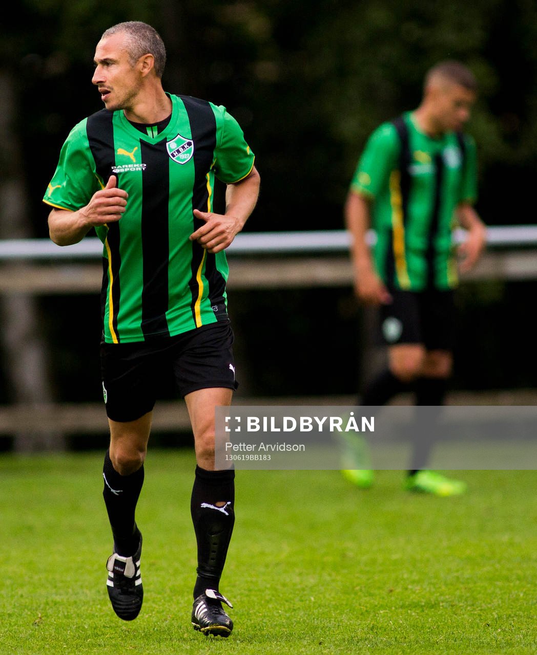 Henrik Larsson spelar en match