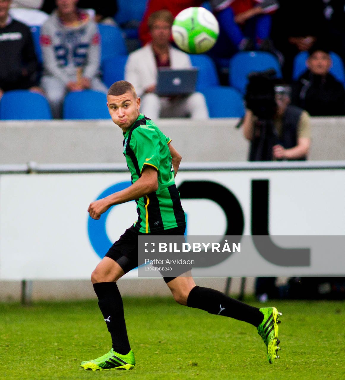 Jordan Larsson spelade med sin pappa Henrik Larsson