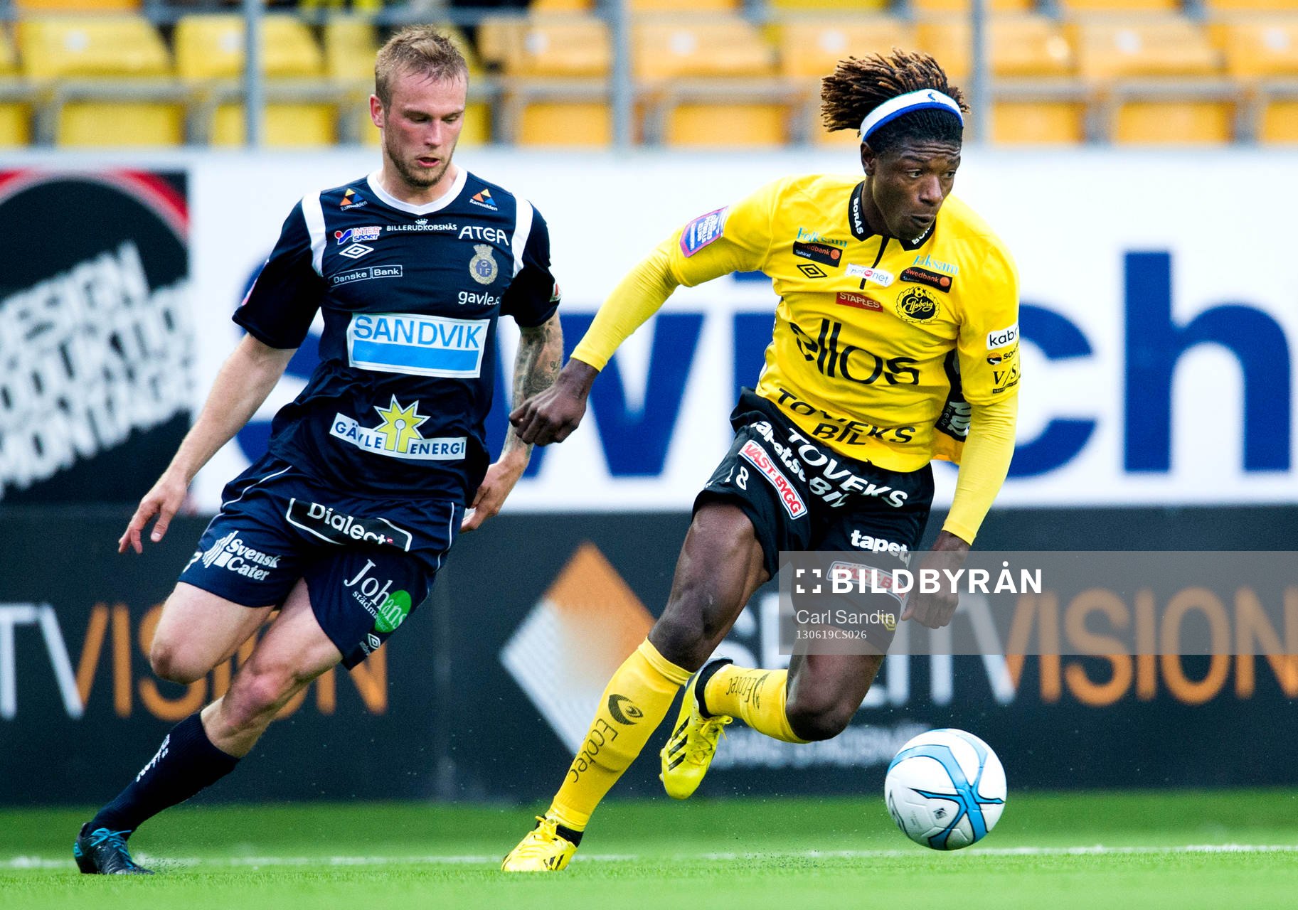 Gefles Alexander Faltsetas jagar Elfsborgs Mohamed Bangura i